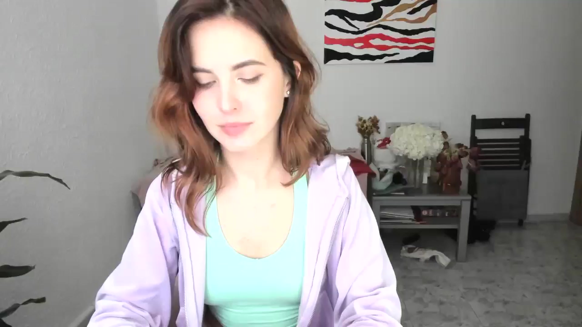 Gallery image thumbnail from AhahaGirl's myfreecams stream on, 03/18/2026, 17:40 image 13 of 20