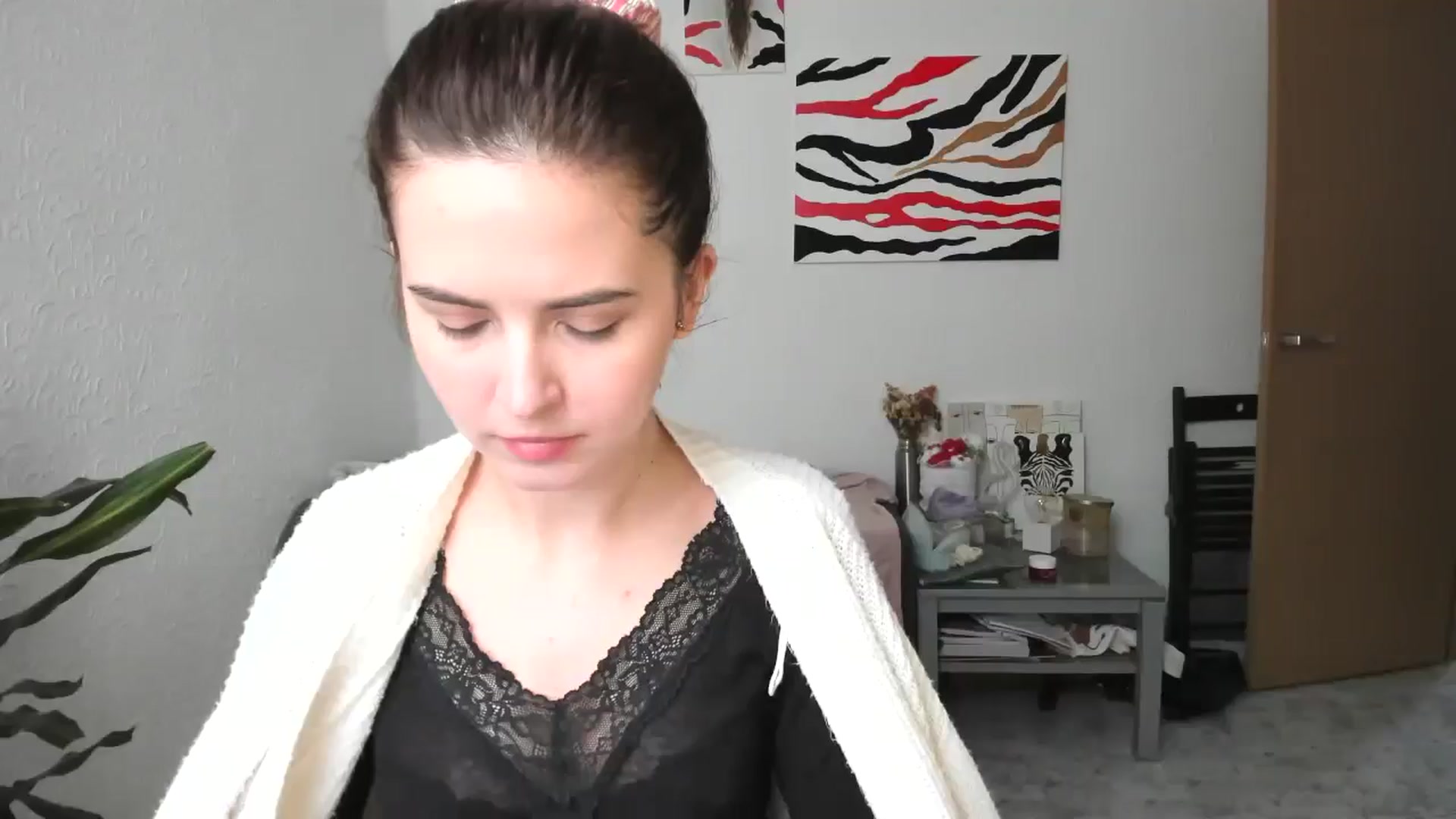 Gallery image thumbnail from AhahaGirl's myfreecams stream on, 03/23/2026, 15:16 image 17 of 20