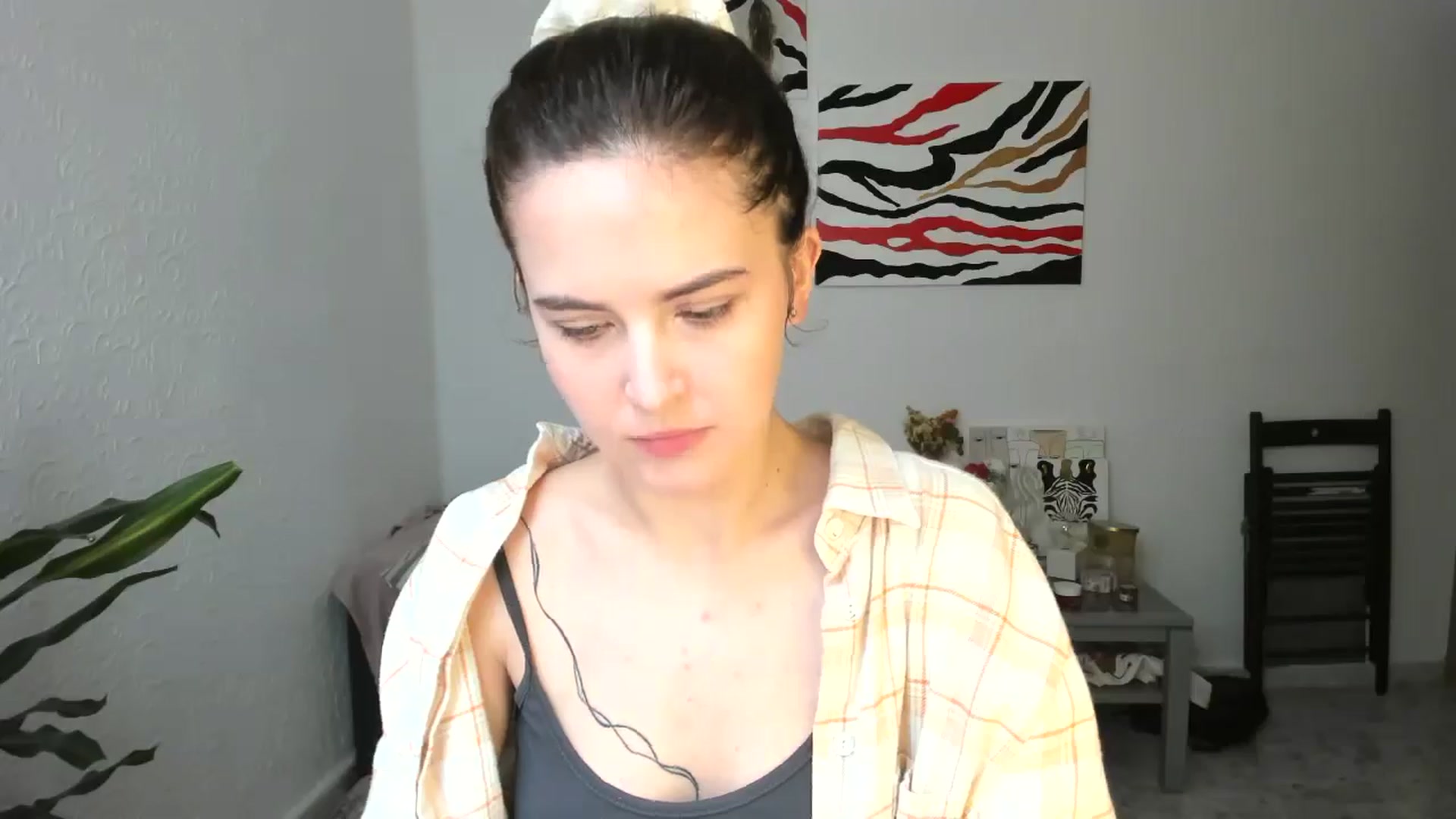 Gallery image thumbnail from AhahaGirl's myfreecams stream on, 03/25/2026, 14:57 image 16 of 20