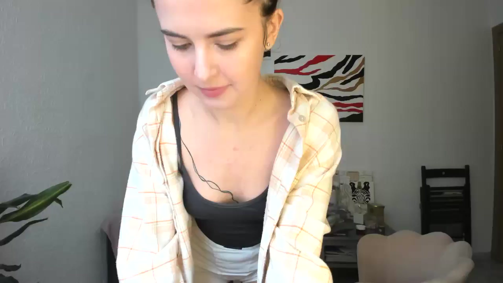 Gallery image thumbnail from AhahaGirl's myfreecams stream on, 03/25/2026, 14:57 image 9 of 20