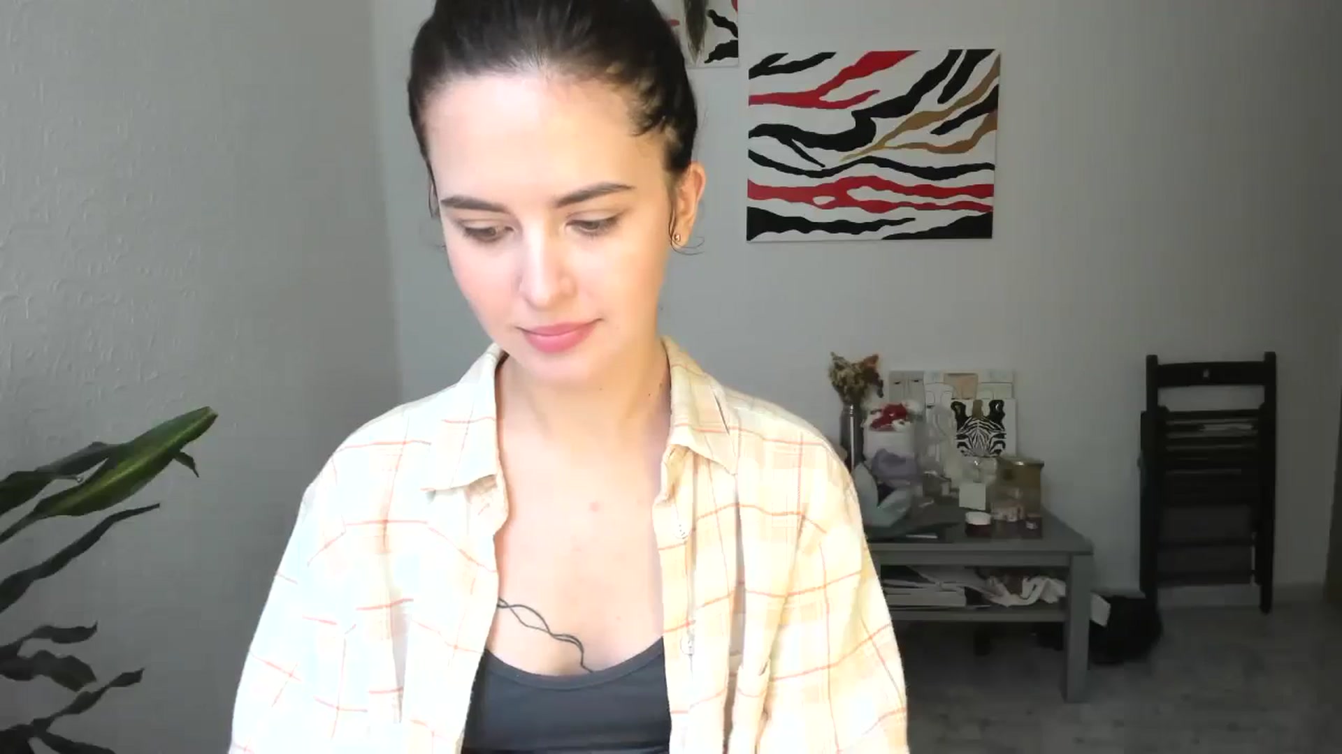 Gallery image thumbnail from AhahaGirl's myfreecams stream on, 03/25/2026, 14:57 image 4 of 20