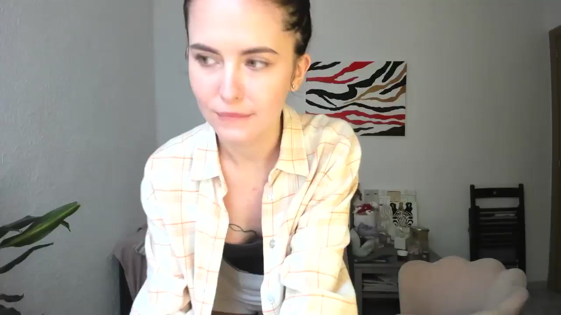 Gallery image thumbnail from AhahaGirl's myfreecams stream on, 03/25/2026, 14:57 image 8 of 20