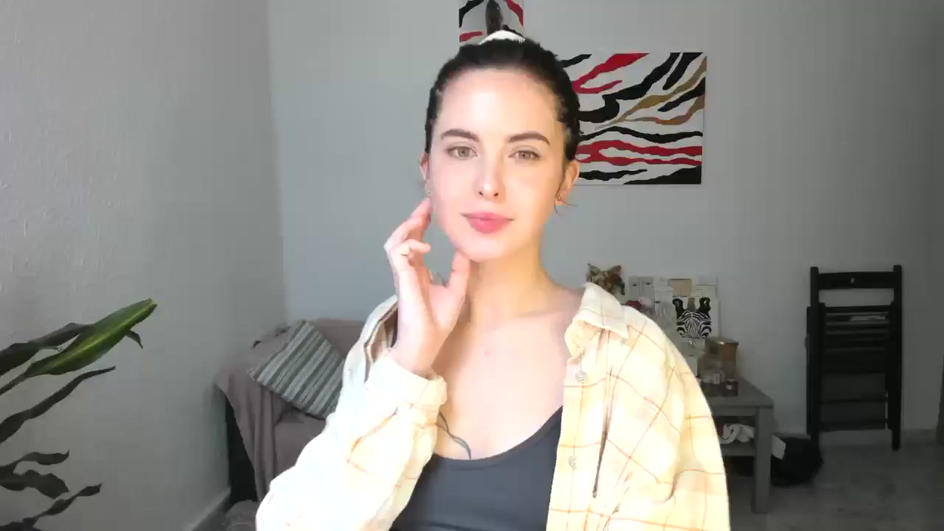 Gallery image thumbnail from AhahaGirl's myfreecams stream on, 03/25/2026, 14:57 image 15 of 20