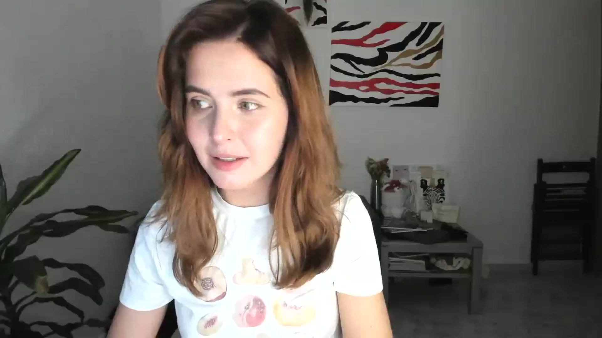 Gallery image thumbnail from AhahaGirl's myfreecams stream on, 04/02/2026, 18:36 image 19 of 20