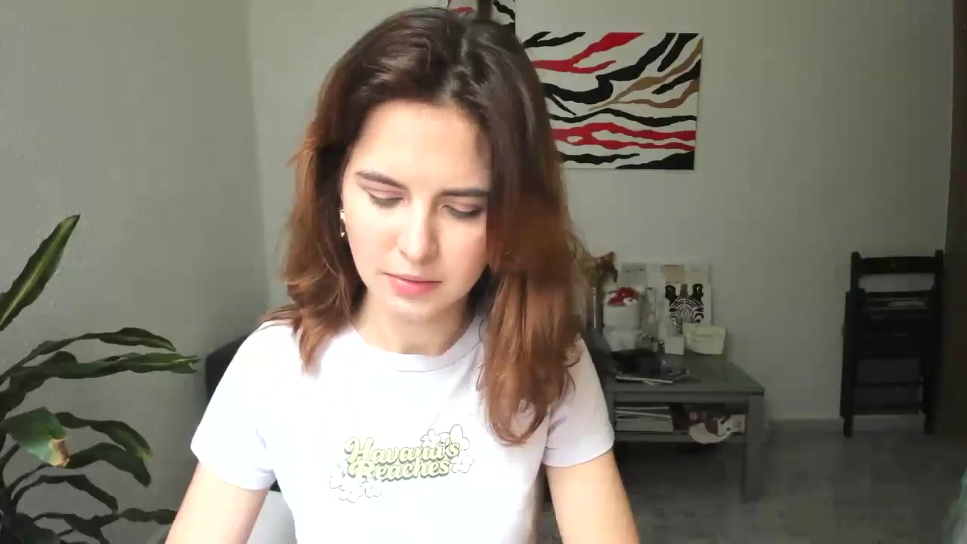 Gallery image thumbnail from AhahaGirl's myfreecams stream on, 04/06/2026, 14:01 image 15 of 20