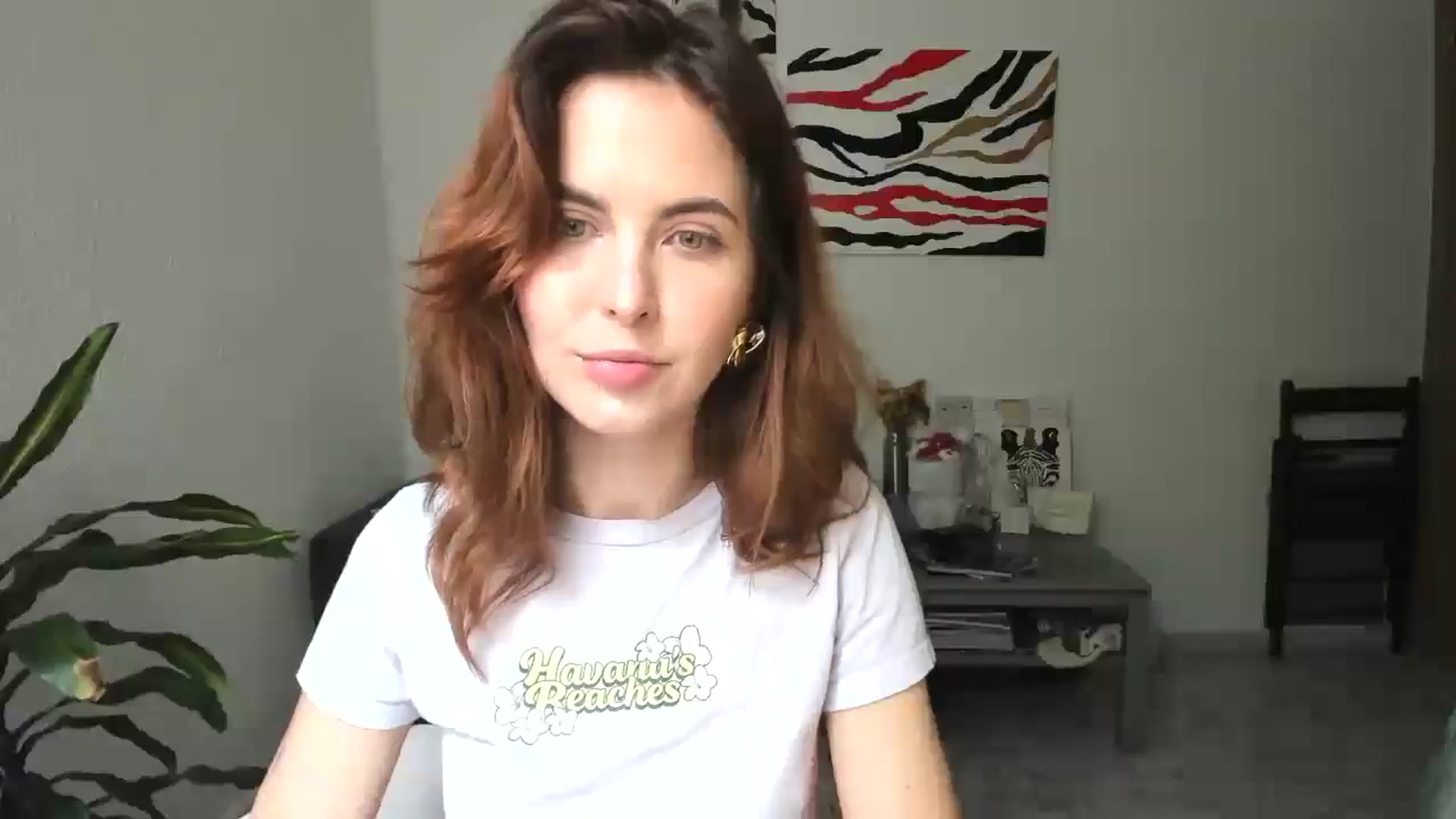 Gallery image thumbnail from AhahaGirl's myfreecams stream on, 04/06/2026, 14:01 image 9 of 20