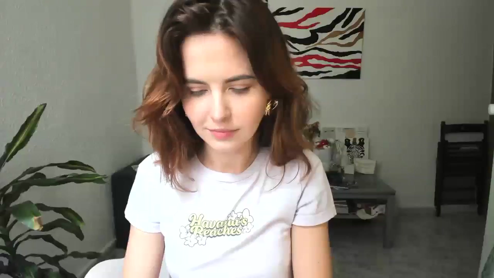 Gallery image thumbnail from AhahaGirl's myfreecams stream on, 04/06/2026, 14:01 image 6 of 20