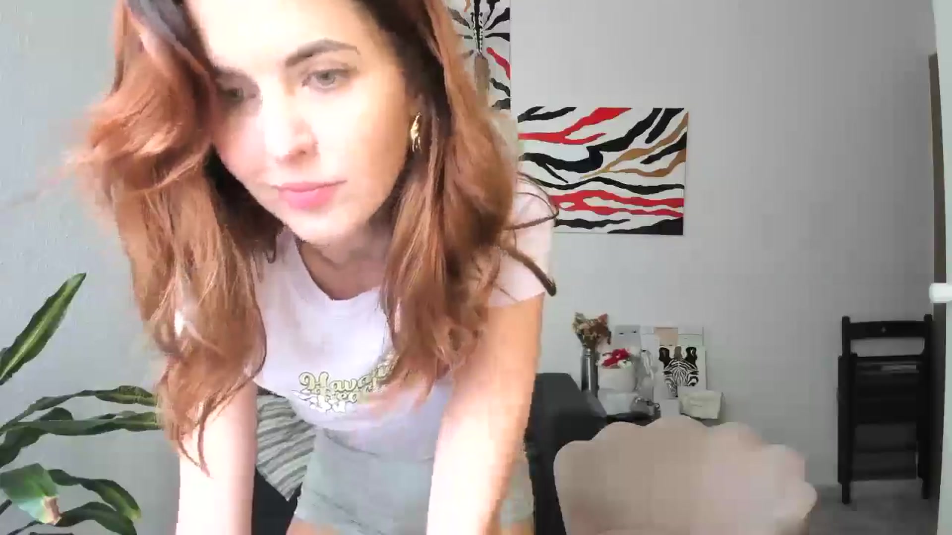 Gallery image thumbnail from AhahaGirl's myfreecams stream on, 04/06/2026, 14:01 image 4 of 20