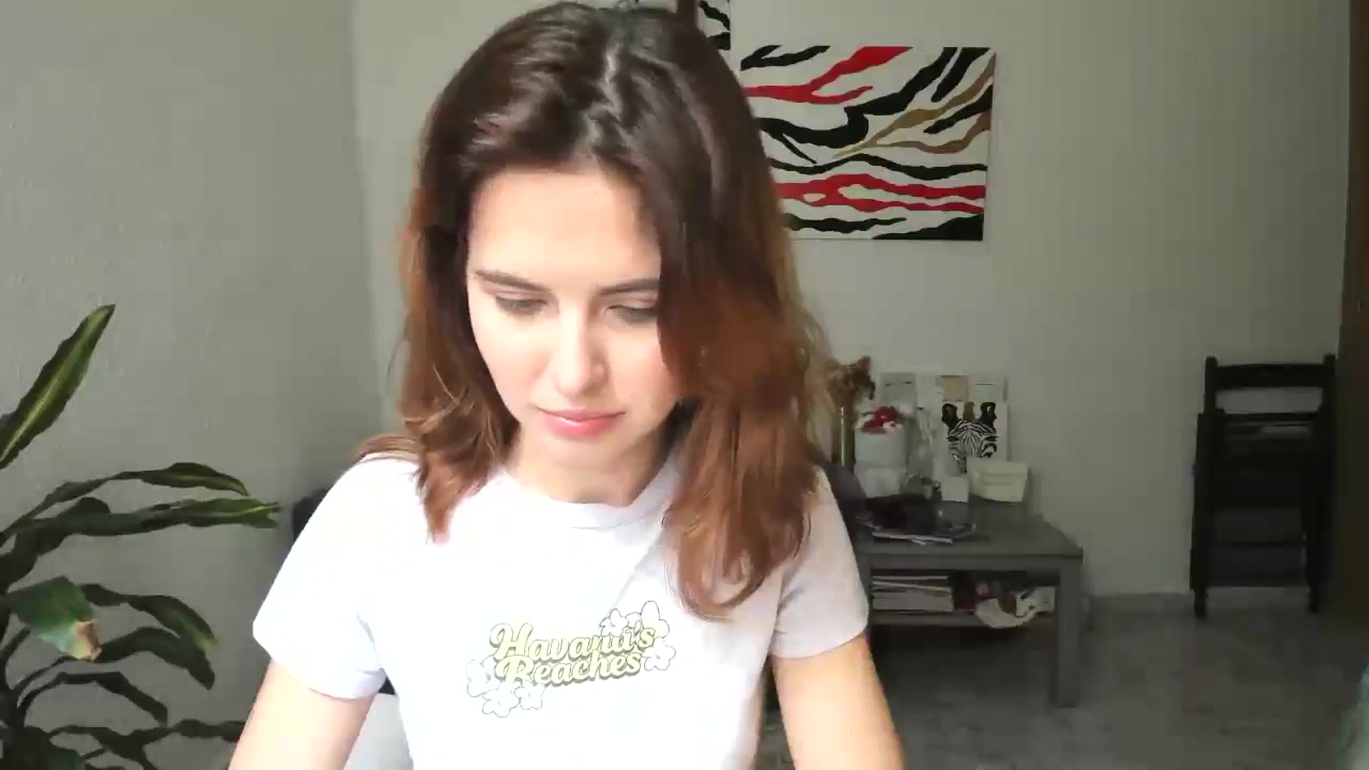 Gallery image thumbnail from AhahaGirl's myfreecams stream on, 04/06/2026, 14:01 image 14 of 20