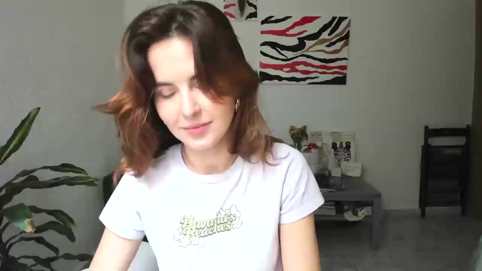 Gallery image thumbnail from AhahaGirl's myfreecams stream on, 04/06/2026, 14:01 image 11 of 20