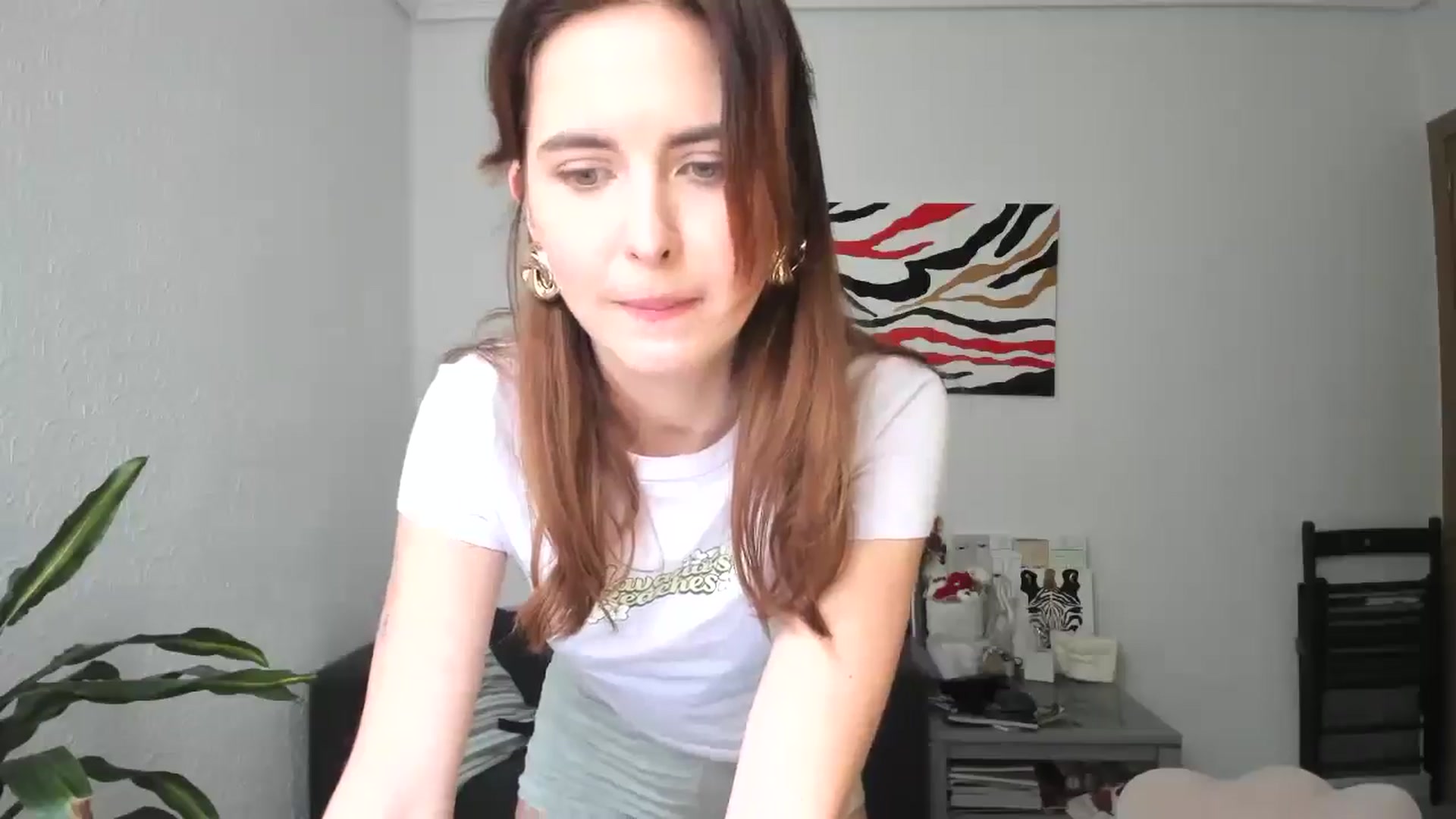 Gallery image thumbnail from AhahaGirl's myfreecams stream on, 04/06/2026, 15:45 image 14 of 20