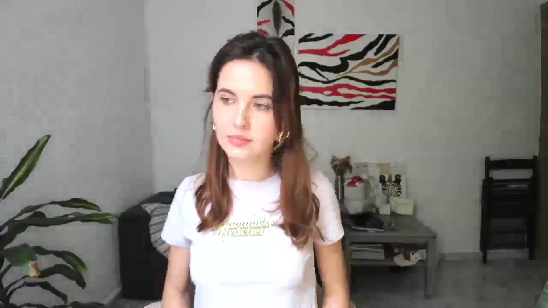 Gallery image thumbnail from AhahaGirl's myfreecams stream on, 04/06/2026, 15:45 image 8 of 20