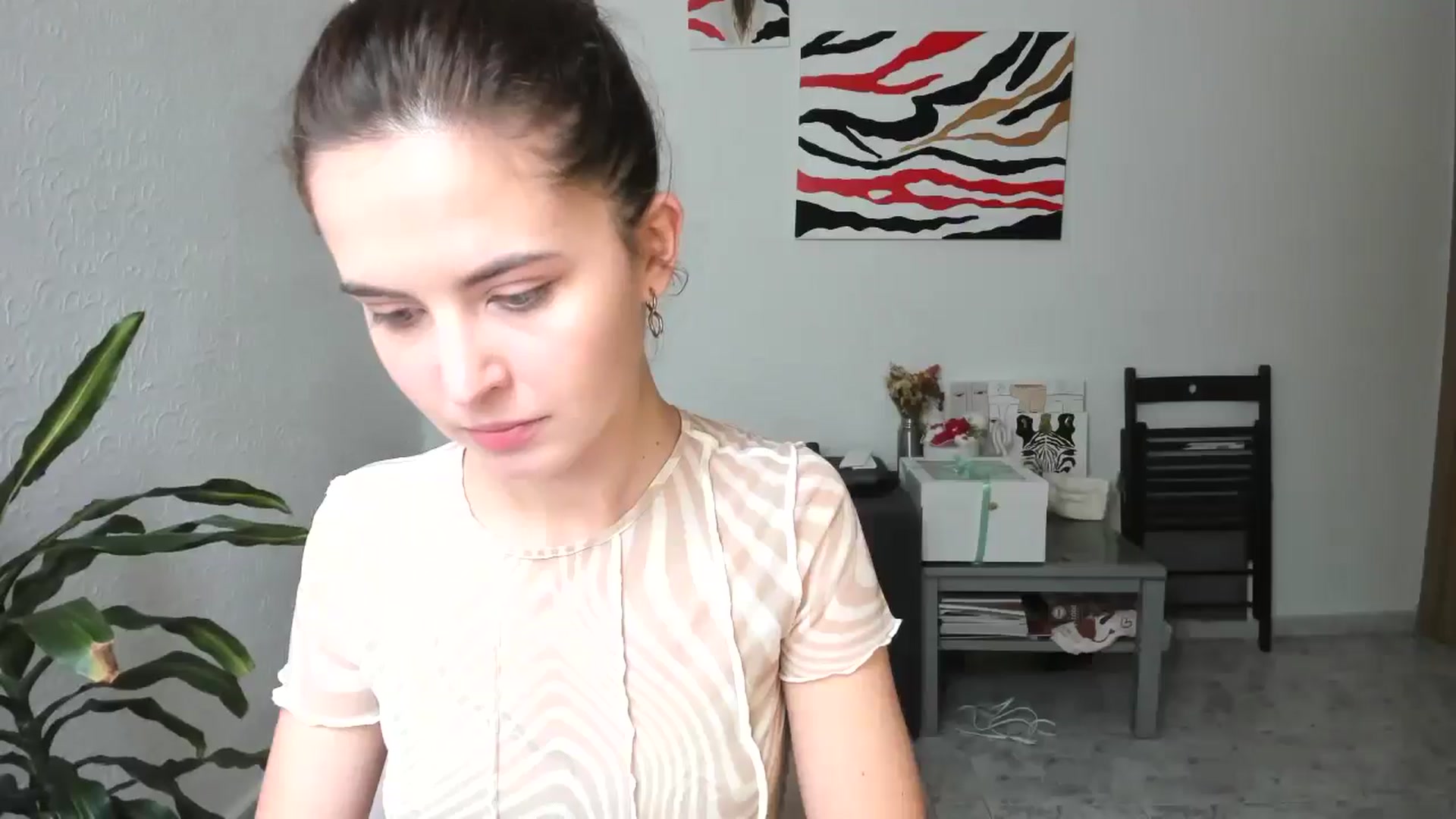 Gallery image thumbnail from AhahaGirl's myfreecams stream on, 04/08/2026, 12:58 image 17 of 20