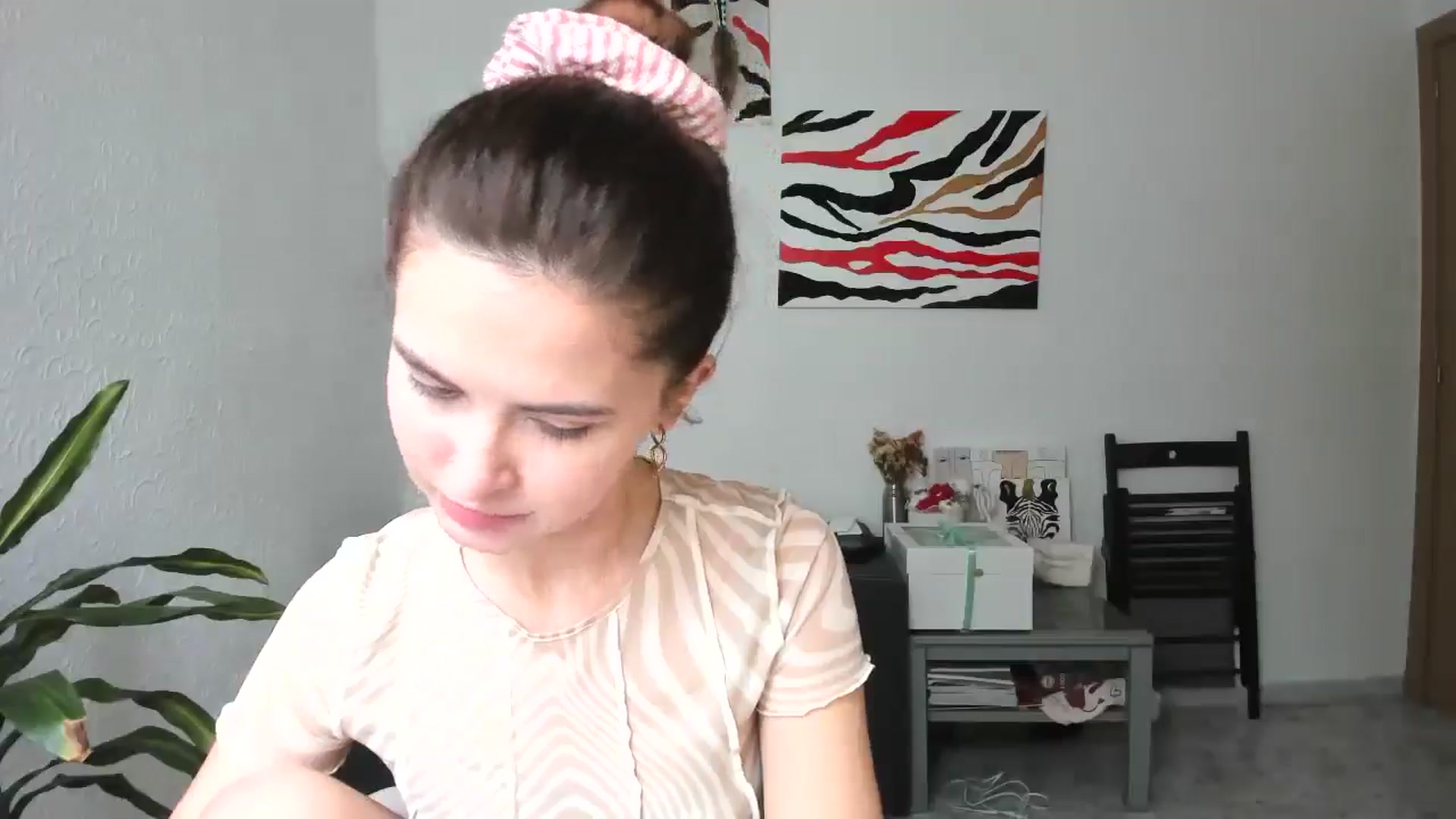 Gallery image thumbnail from AhahaGirl's myfreecams stream on, 04/08/2026, 12:58 image 9 of 20