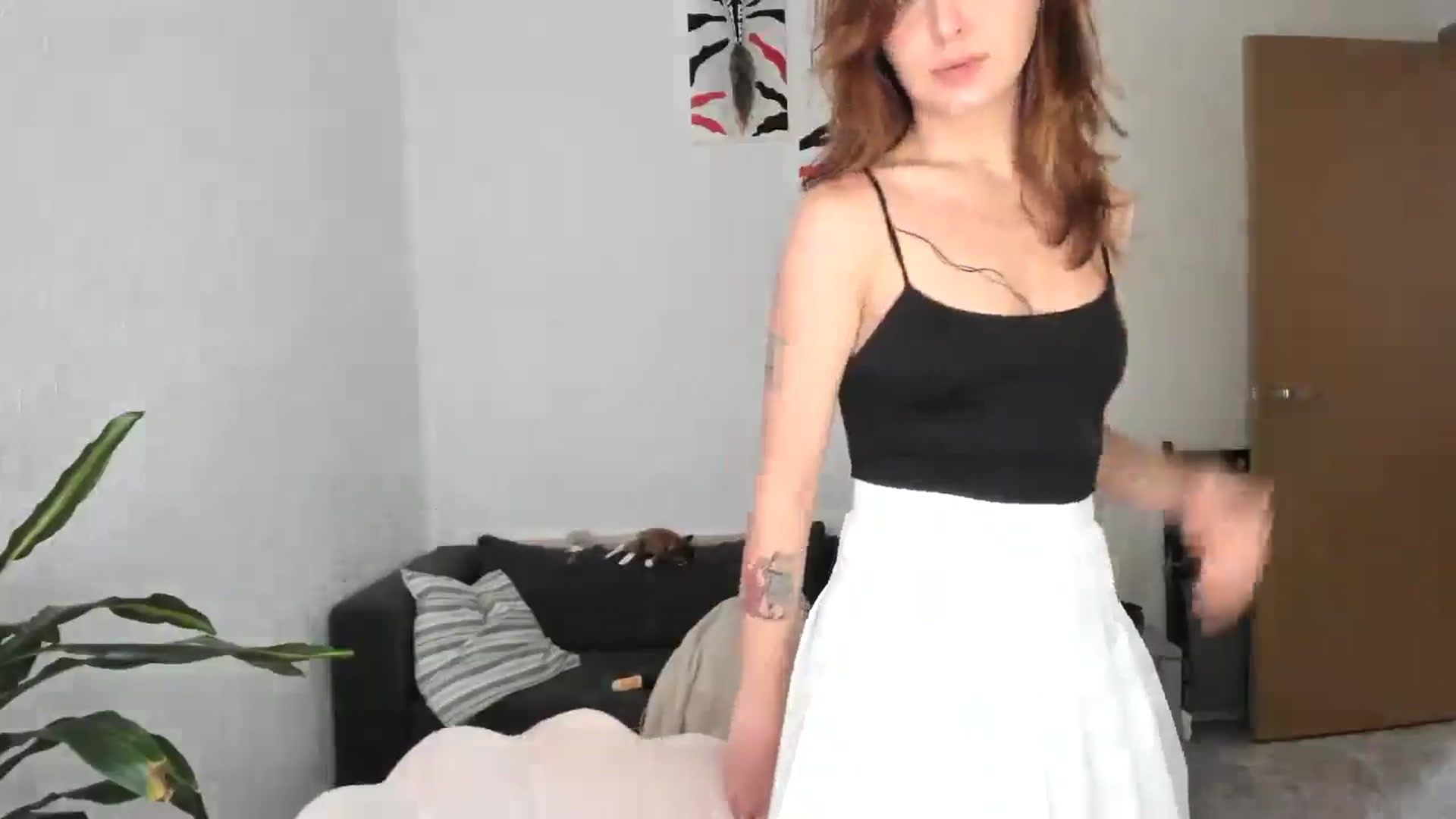 Gallery image thumbnail from AhahaGirl's myfreecams stream on, 04/14/2026, 17:08 image 14 of 20