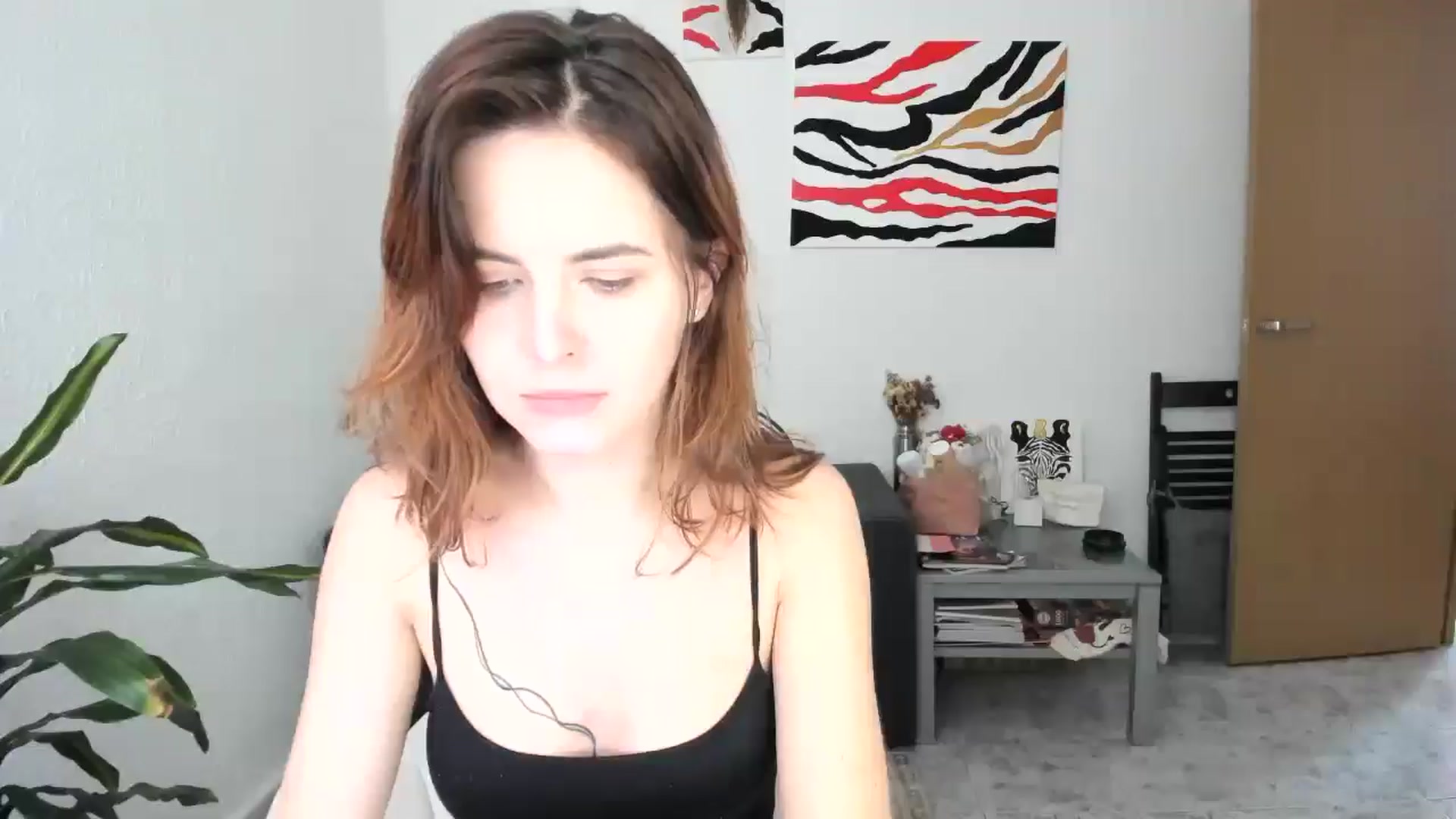 Gallery image thumbnail from AhahaGirl's myfreecams stream on, 04/14/2026, 17:08 image 9 of 20