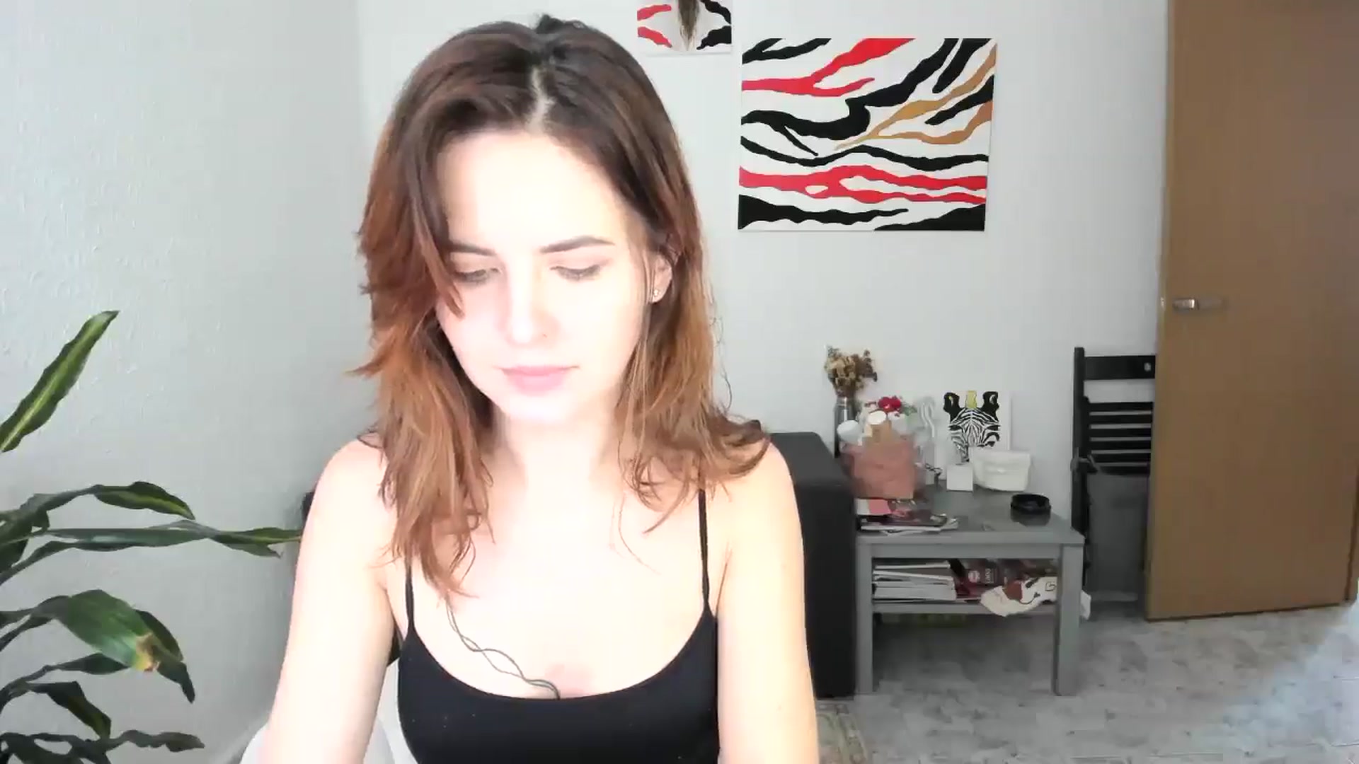 Gallery image thumbnail from AhahaGirl's myfreecams stream on, 04/14/2026, 17:08 image 11 of 20