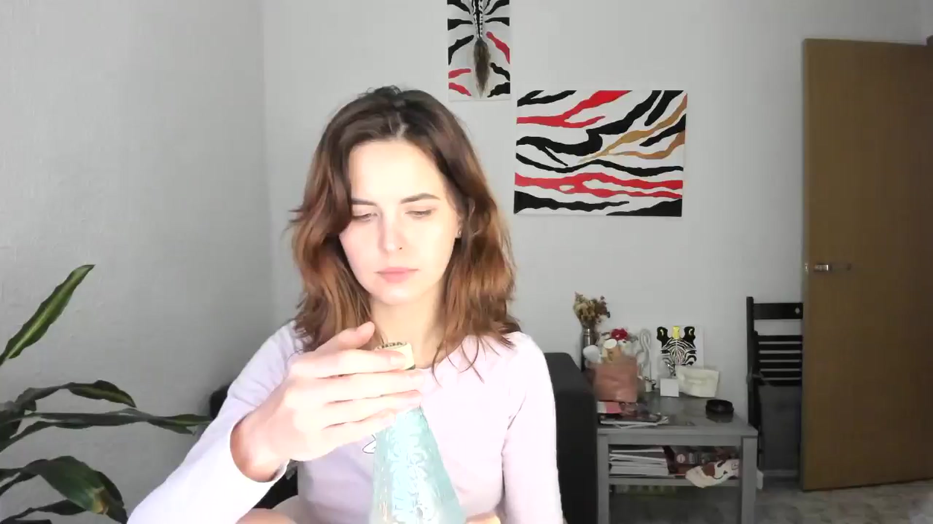 Gallery image thumbnail from AhahaGirl's myfreecams stream on, 04/14/2026, 18:08 image 18 of 20