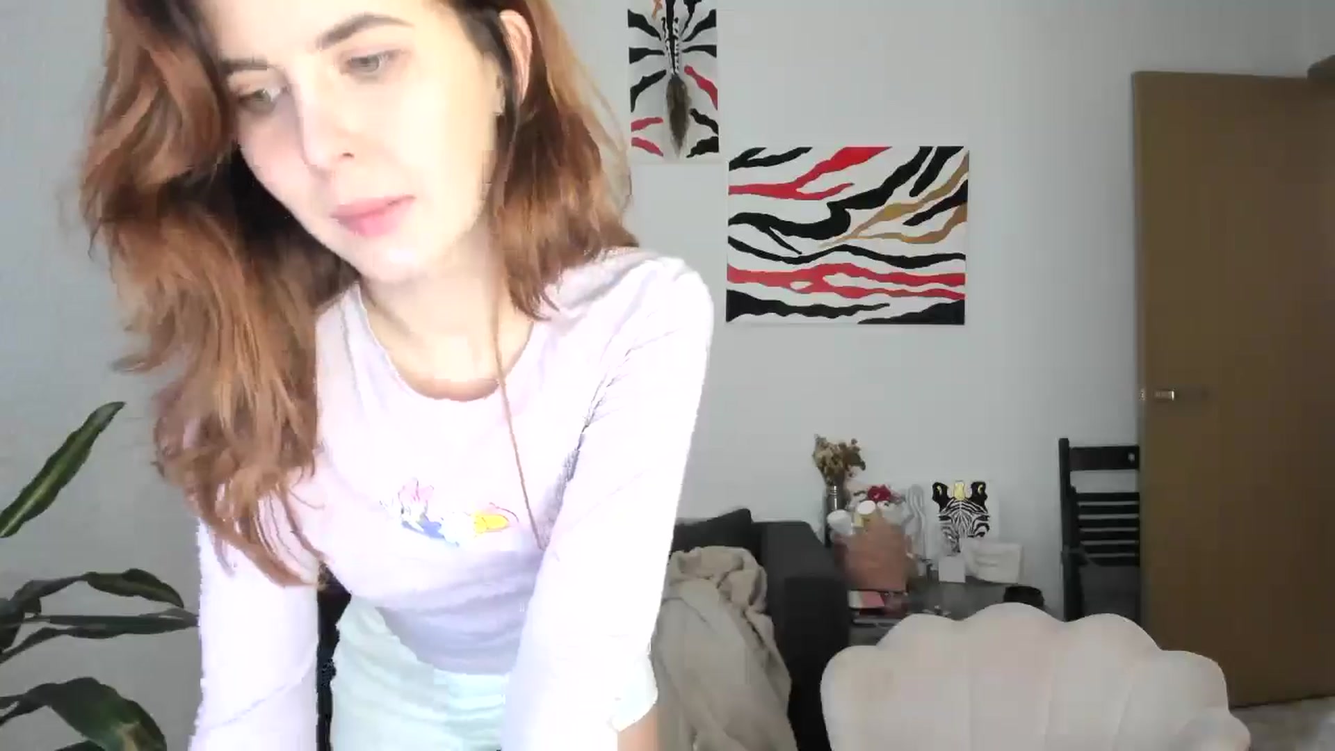 Gallery image thumbnail from AhahaGirl's myfreecams stream on, 04/14/2026, 18:08 image 14 of 20