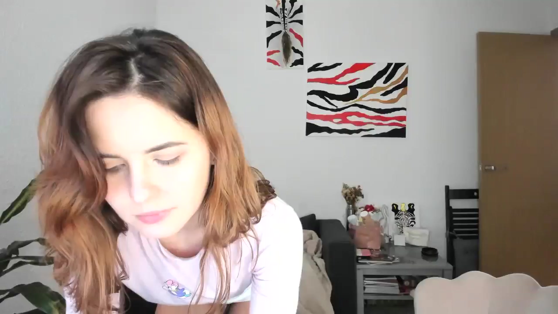 Gallery image thumbnail from AhahaGirl's myfreecams stream on, 04/14/2026, 18:08 image 1 of 20