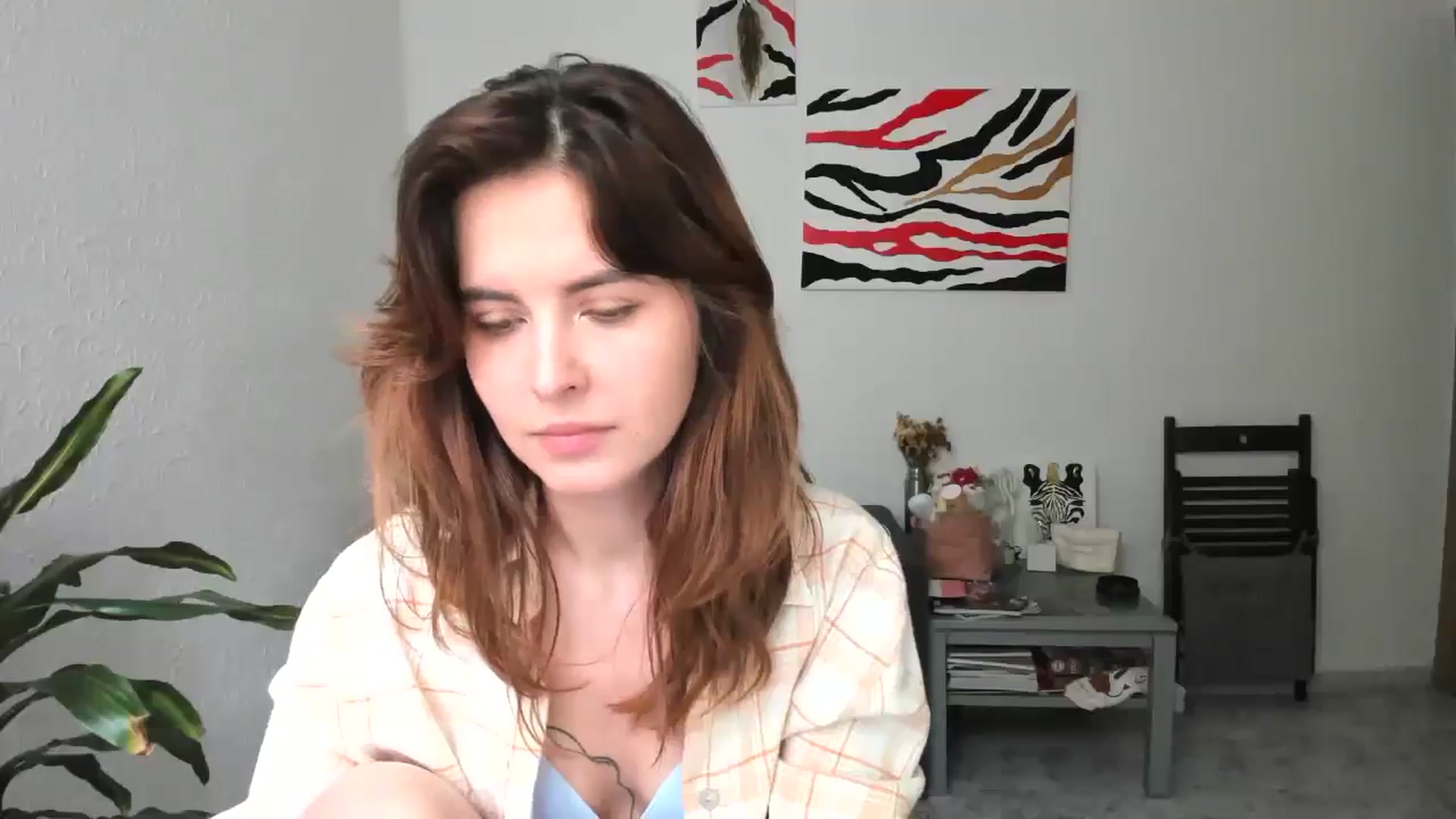 Gallery image thumbnail from AhahaGirl's myfreecams stream on, 04/15/2026, 13:21 image 16 of 20