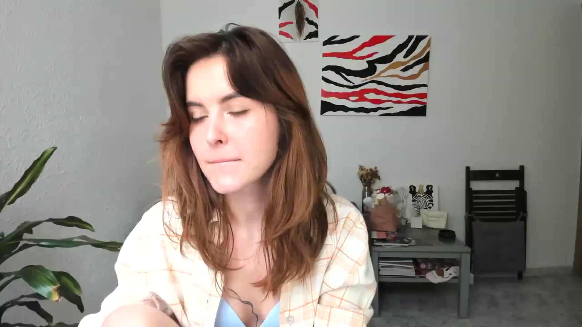 Gallery image thumbnail from AhahaGirl's myfreecams stream on, 04/15/2026, 13:21 image 19 of 20