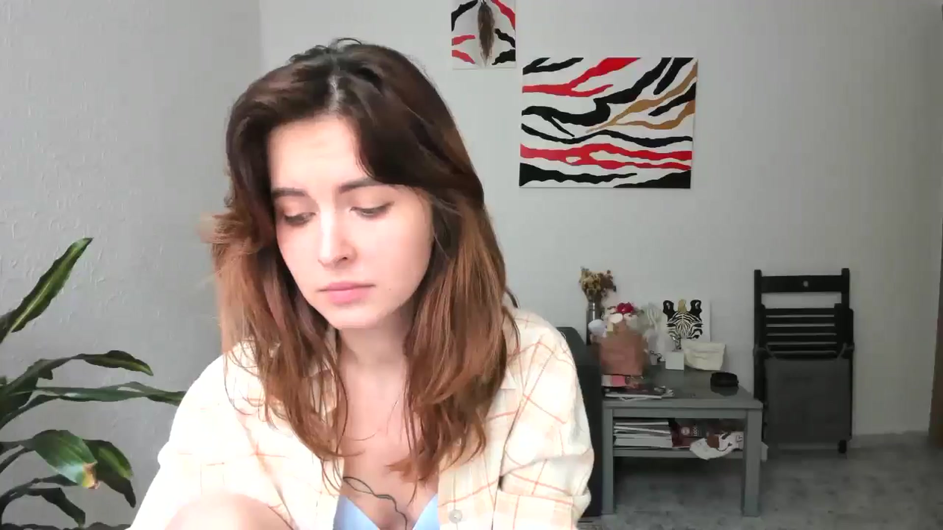 Gallery image thumbnail from AhahaGirl's myfreecams stream on, 04/15/2026, 13:21 image 15 of 20