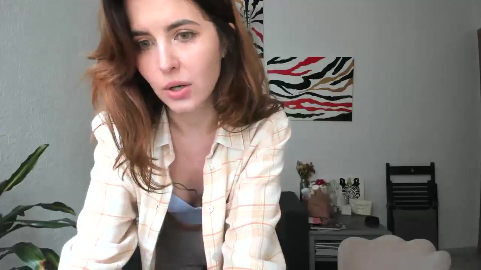 Gallery image thumbnail from AhahaGirl's myfreecams stream on, 04/15/2026, 13:21 image 7 of 20