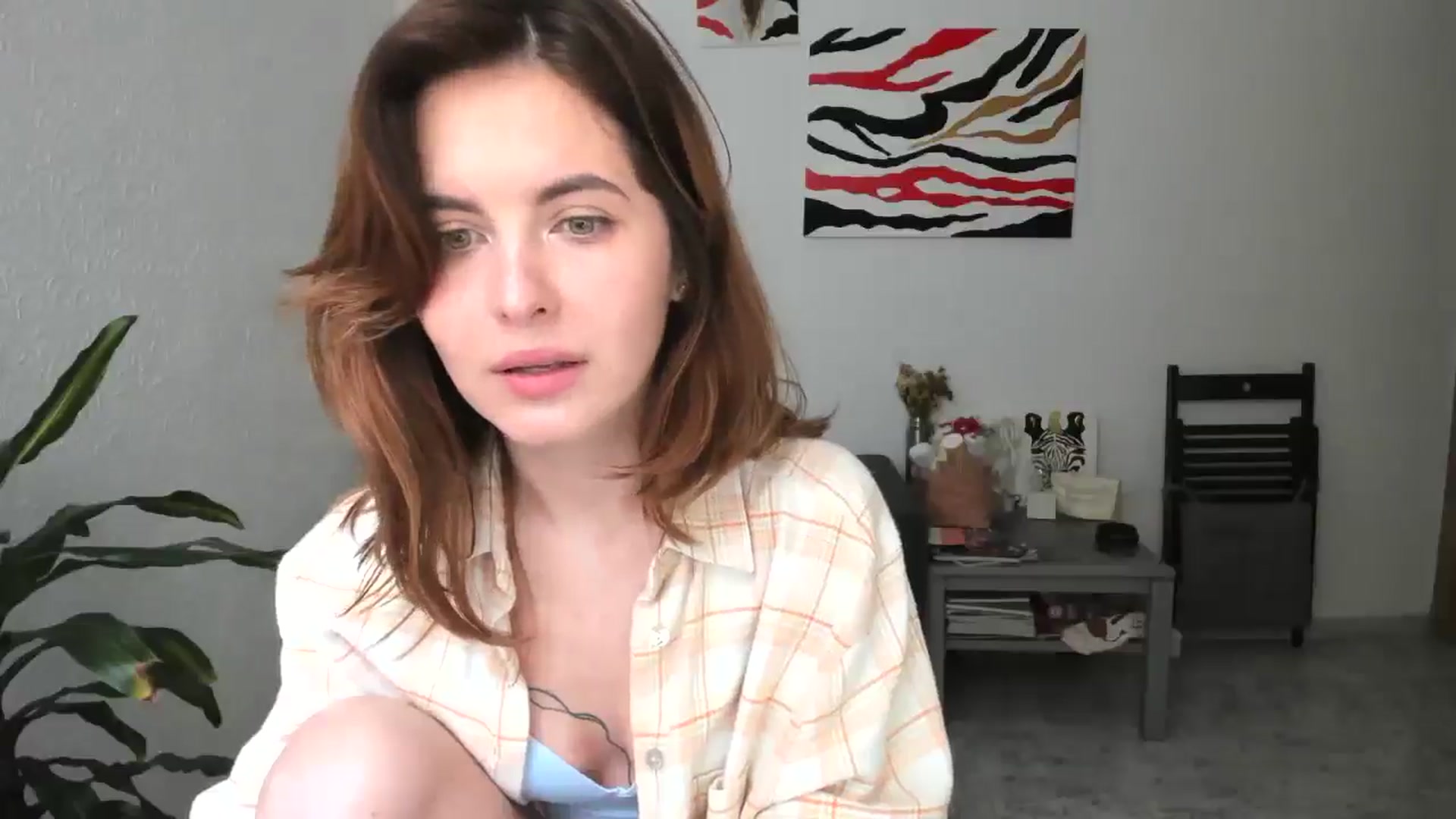 Gallery image thumbnail from AhahaGirl's myfreecams stream on, 04/15/2026, 14:19 image 15 of 20