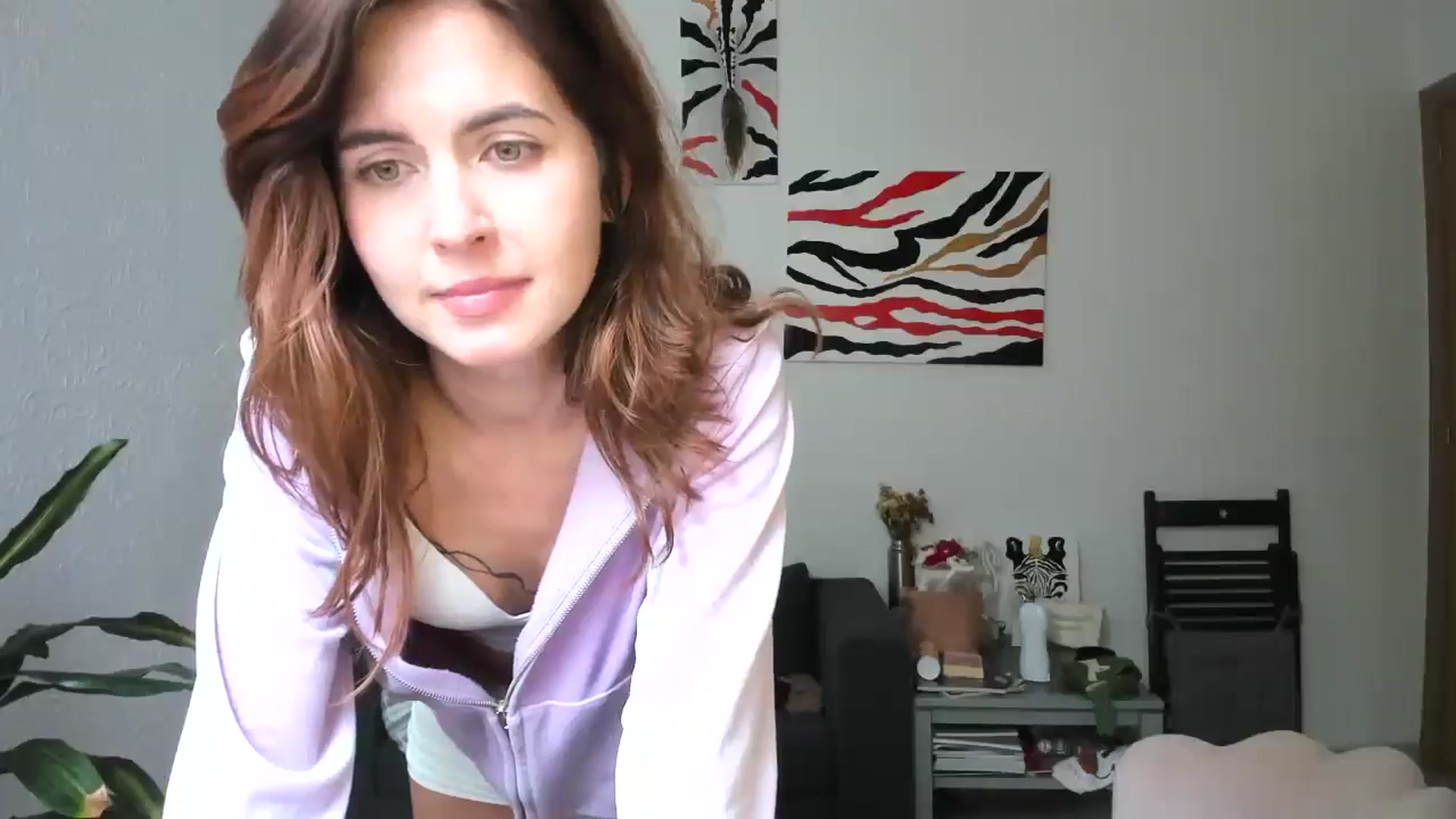 Gallery image thumbnail from AhahaGirl's myfreecams stream on, 04/17/2026, 13:29 image 18 of 20
