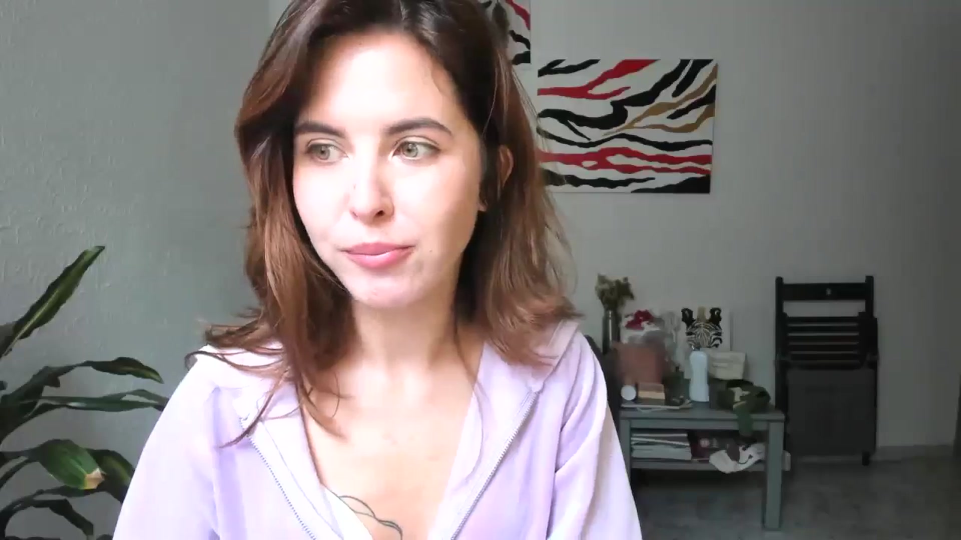 Gallery image thumbnail from AhahaGirl's myfreecams stream on, 04/17/2026, 13:29 image 8 of 20
