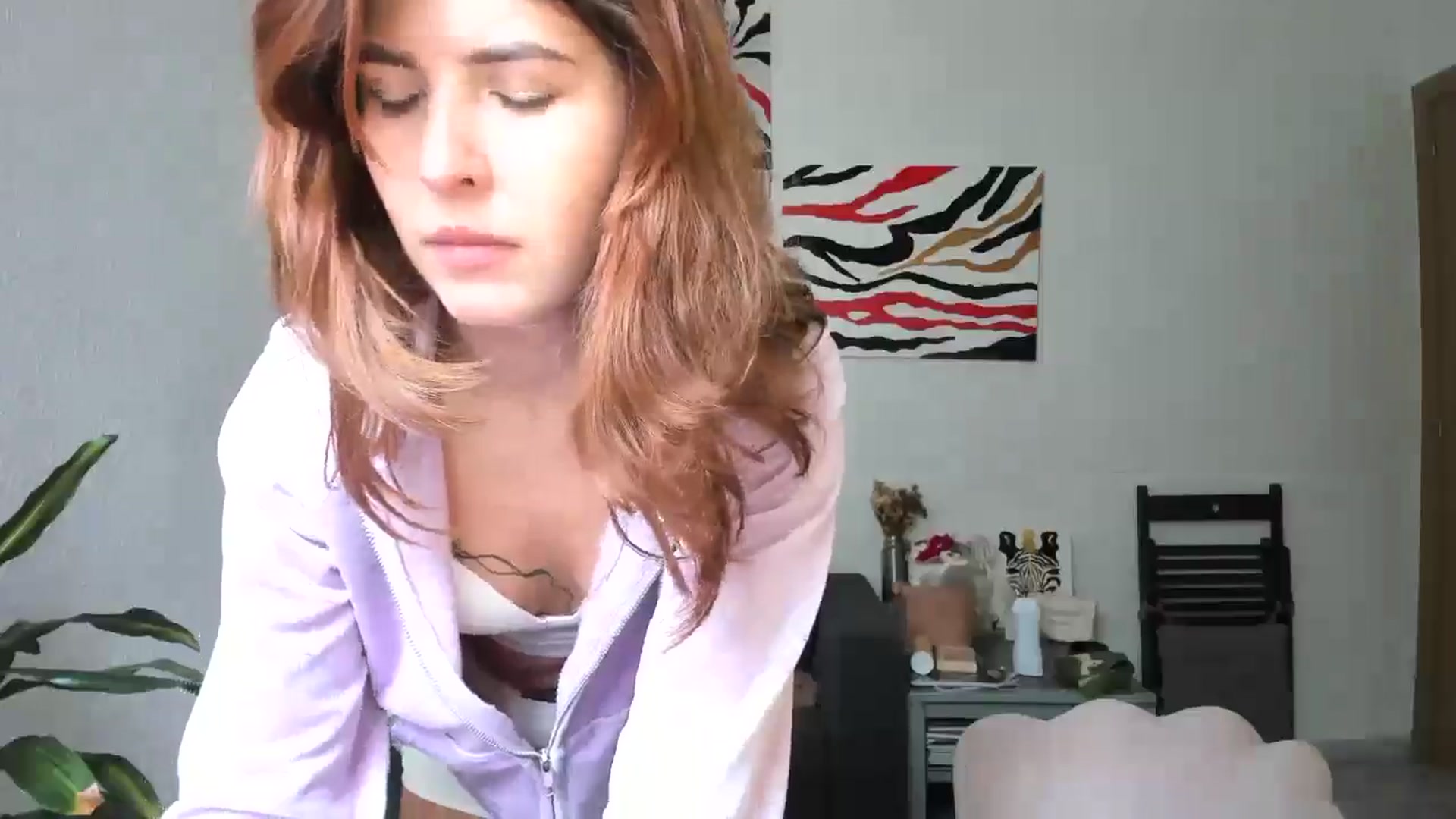 Gallery image thumbnail from AhahaGirl's myfreecams stream on, 04/17/2026, 13:29 image 11 of 20