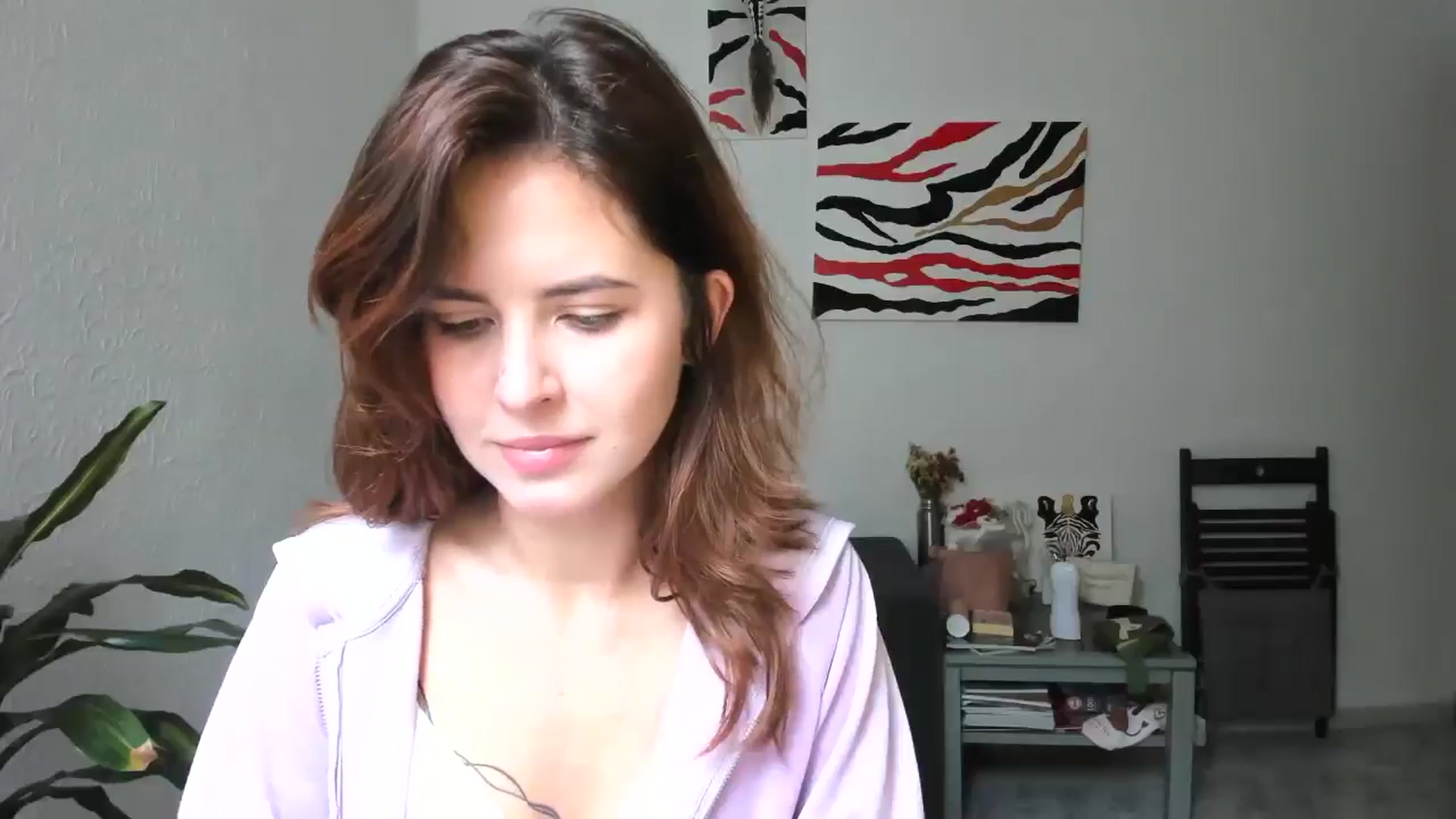 Gallery image thumbnail from AhahaGirl's myfreecams stream on, 04/17/2026, 13:29 image 13 of 20