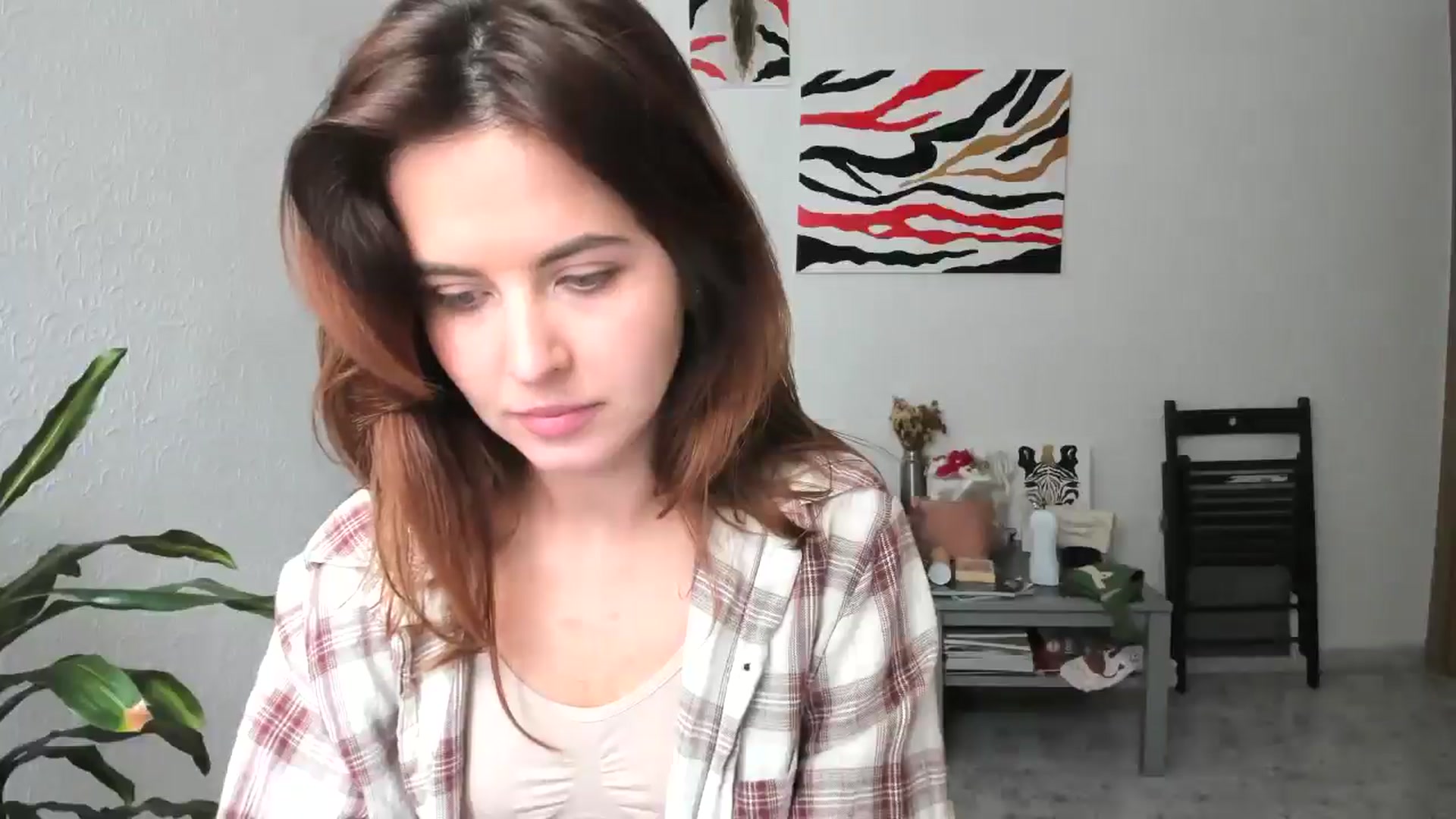 Gallery image thumbnail from AhahaGirl's myfreecams stream on, 04/18/2026, 13:31 image 14 of 20