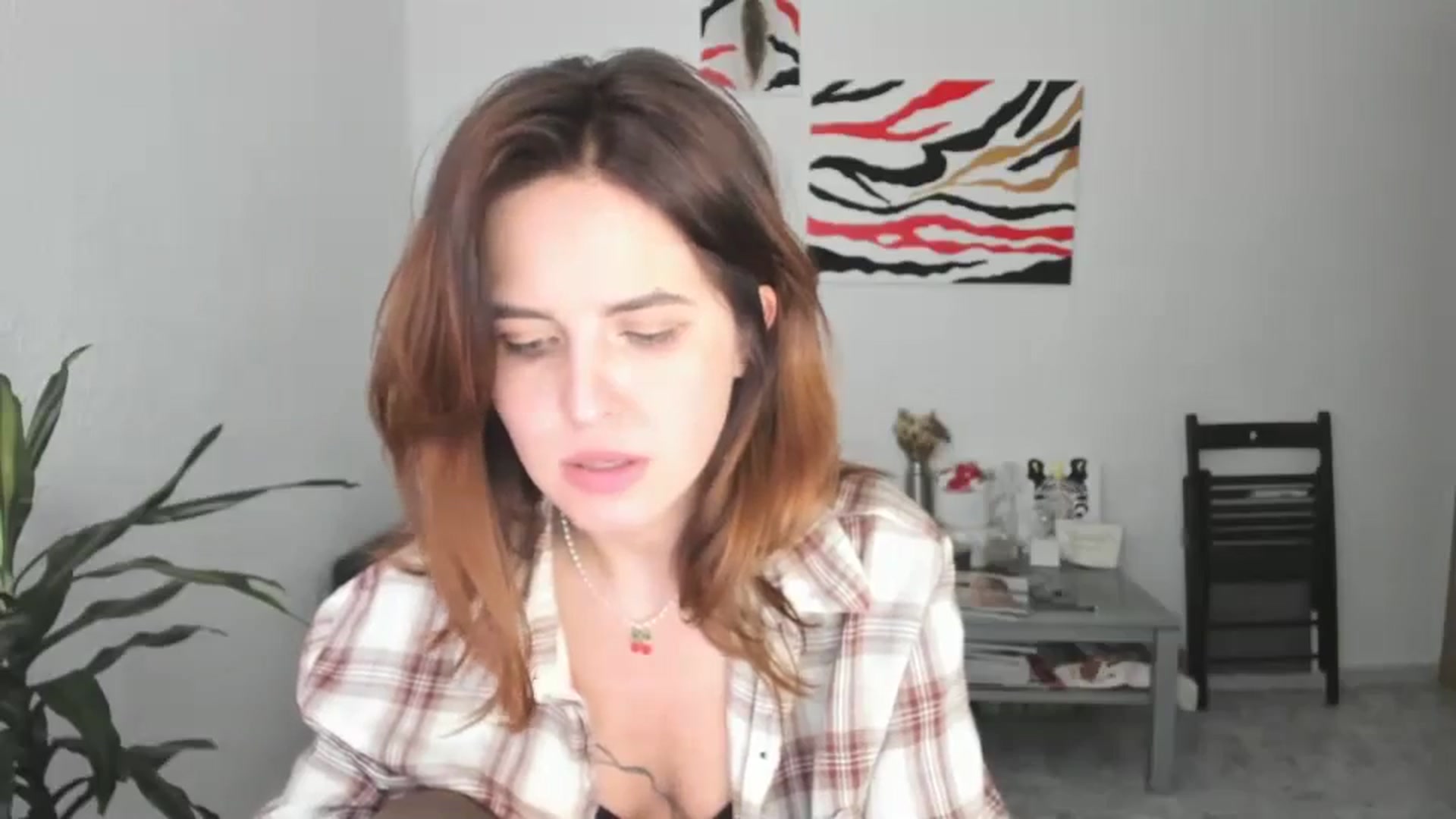 Gallery image thumbnail from AhahaGirl's myfreecams stream on, 04/24/2026, 16:28 image 15 of 20