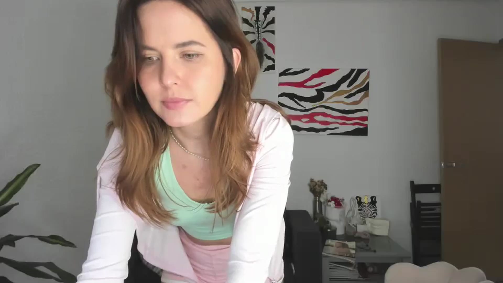 Gallery image thumbnail from AhahaGirl's myfreecams stream on, 05/05/2026, 17:43 image 9 of 20