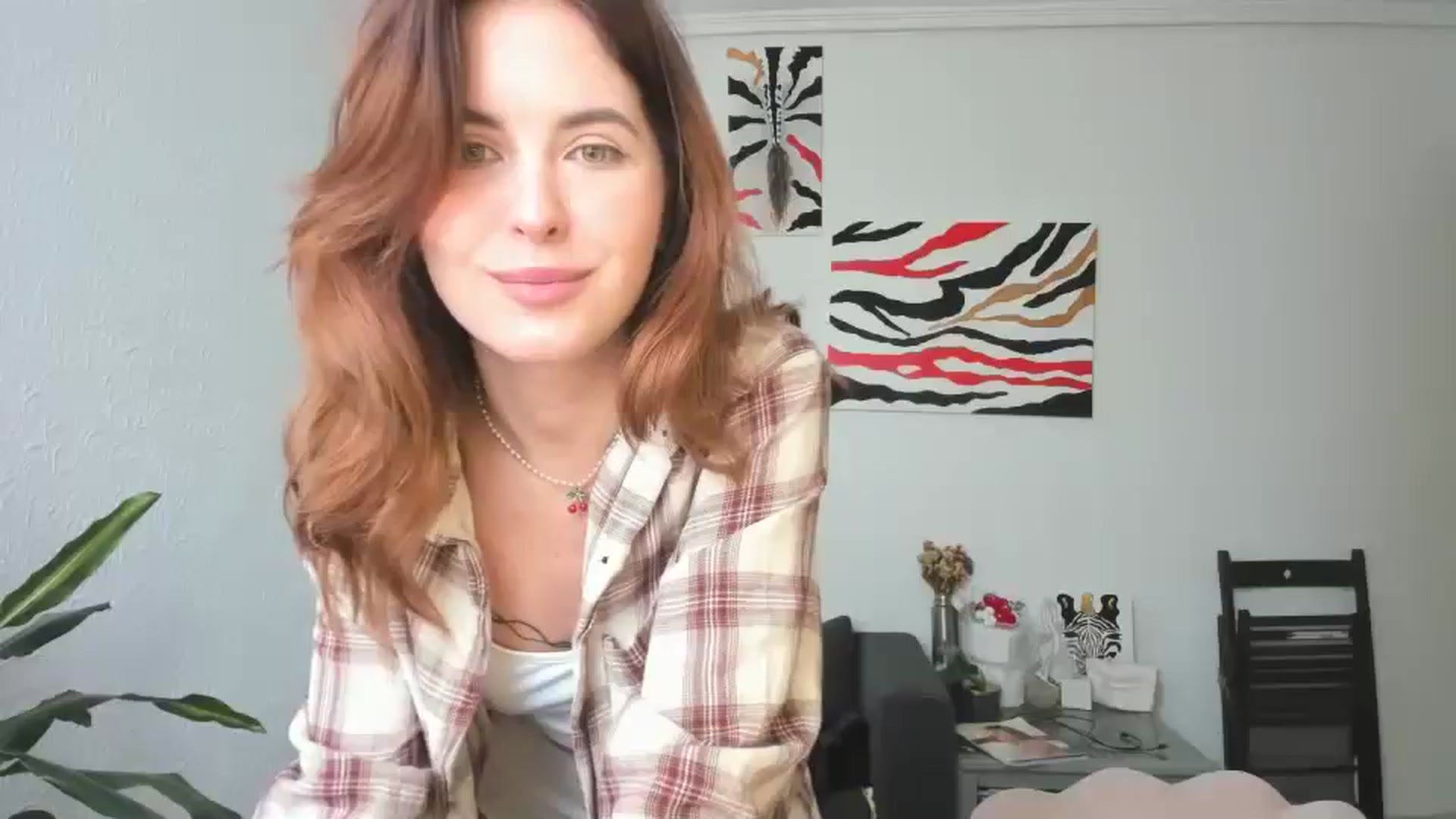 Gallery image thumbnail from AhahaGirl's myfreecams stream on, 05/06/2026, 13:11 image 8 of 20