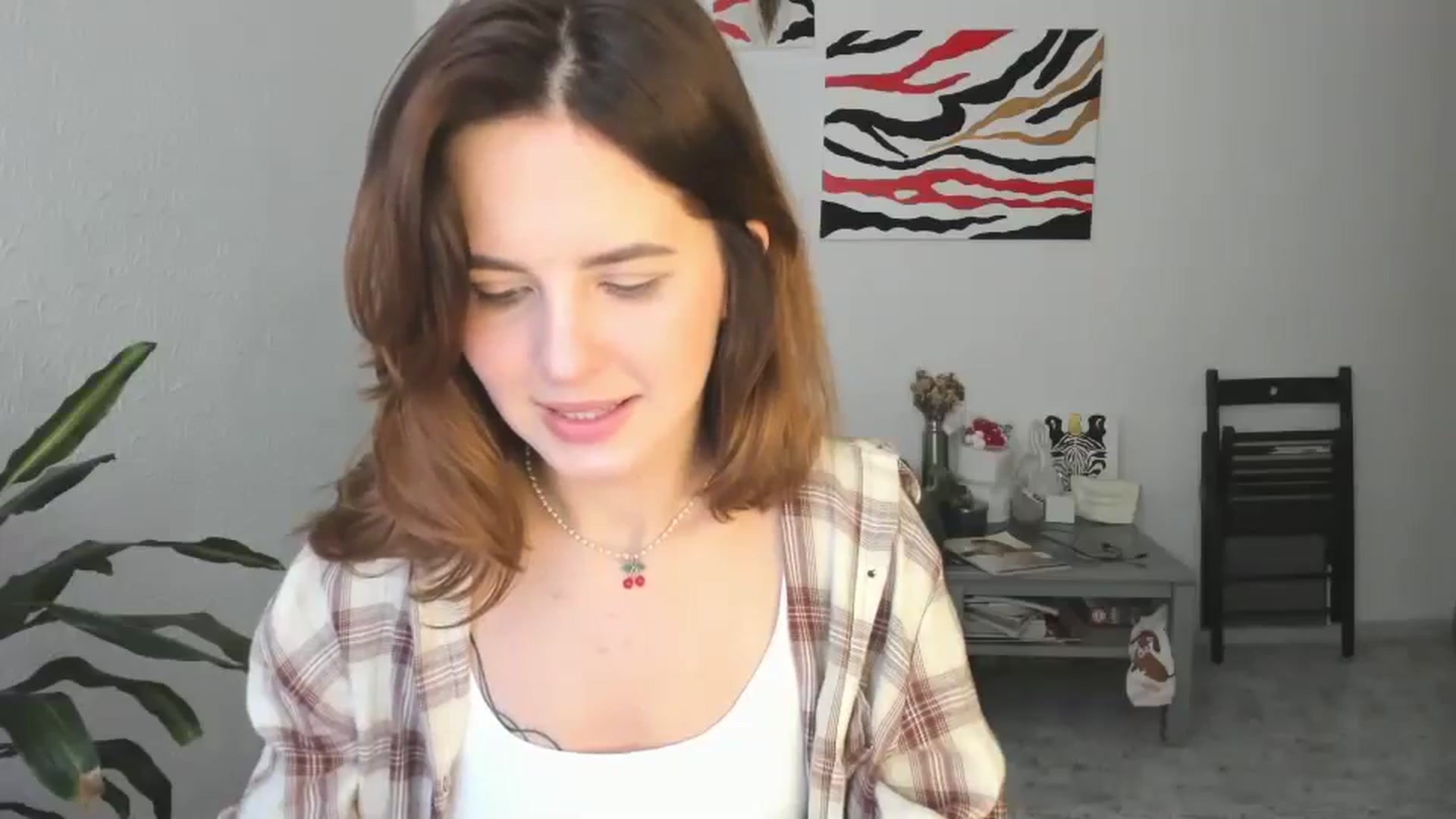 Gallery image thumbnail from AhahaGirl's myfreecams stream on, 05/06/2026, 13:41 image 3 of 20