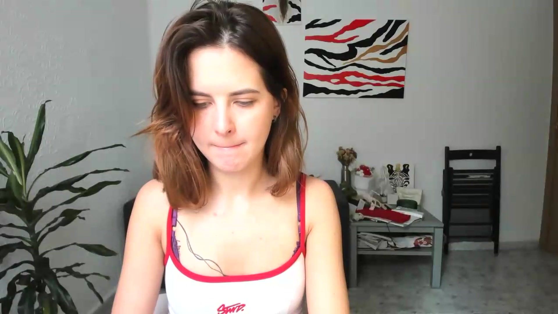 Gallery image thumbnail from AhahaGirl's myfreecams stream on, 05/18/2026, 15:07 image 5 of 20