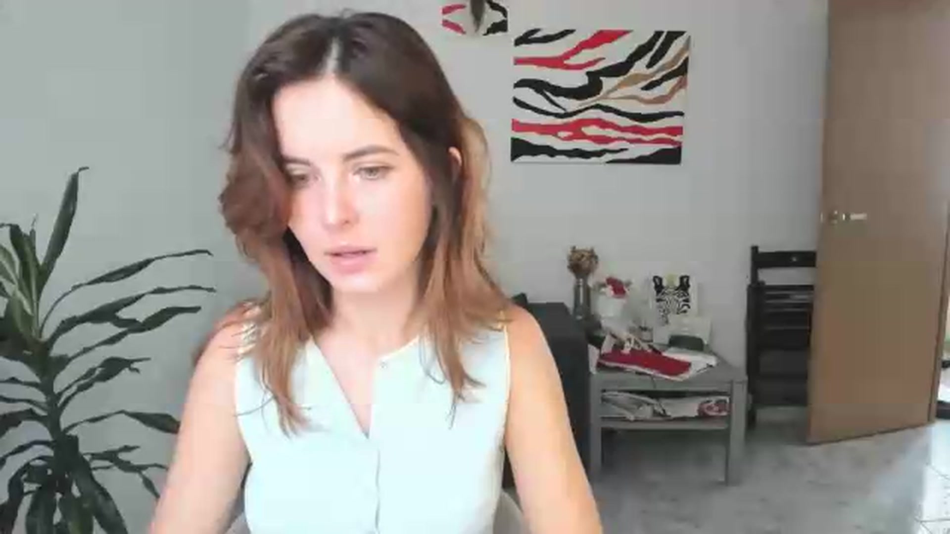 Gallery image thumbnail from AhahaGirl's myfreecams stream on, 05/21/2026, 17:08 image 14 of 20