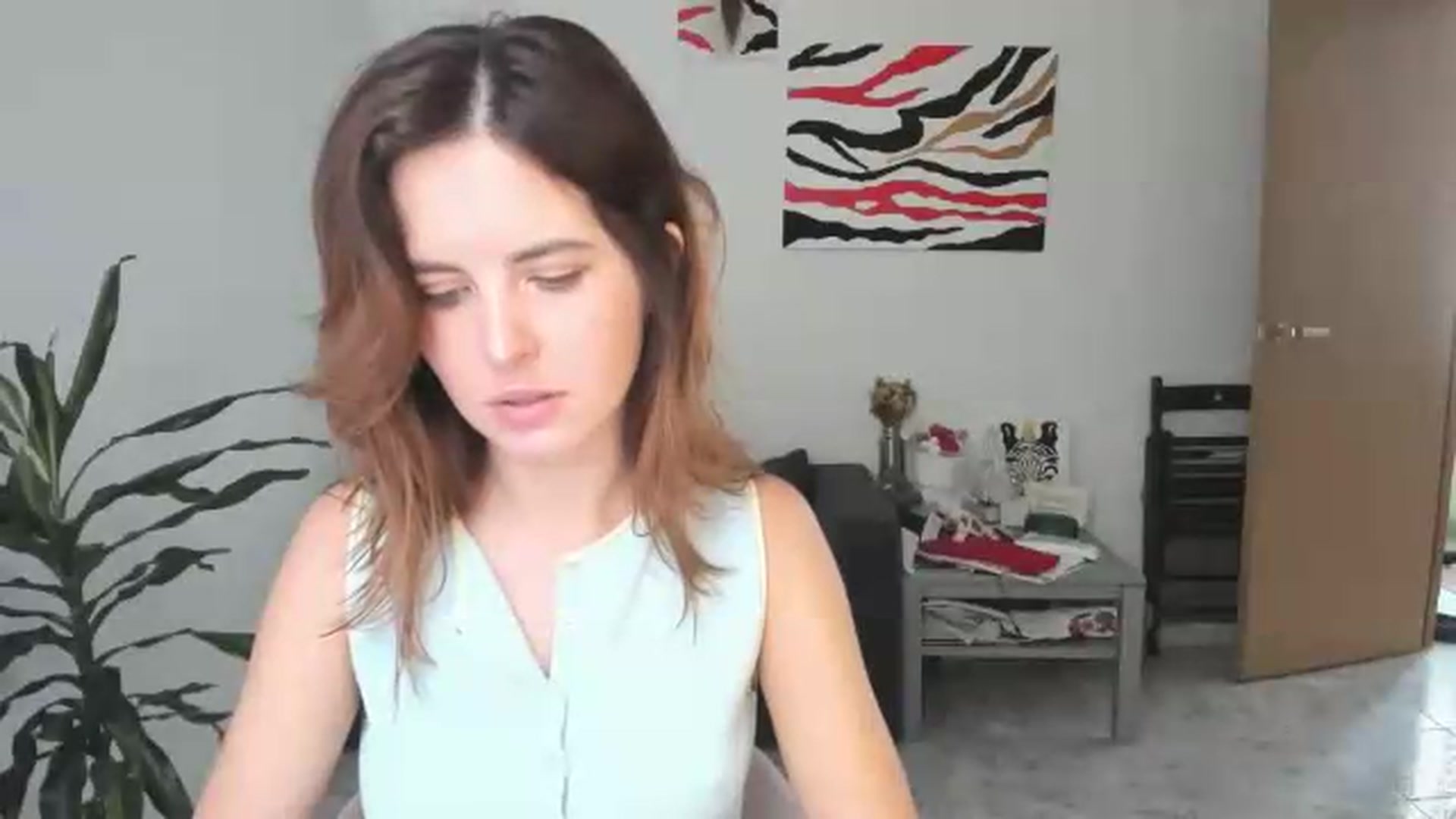 Gallery image thumbnail from AhahaGirl's myfreecams stream on, 05/21/2026, 17:08 image 12 of 20