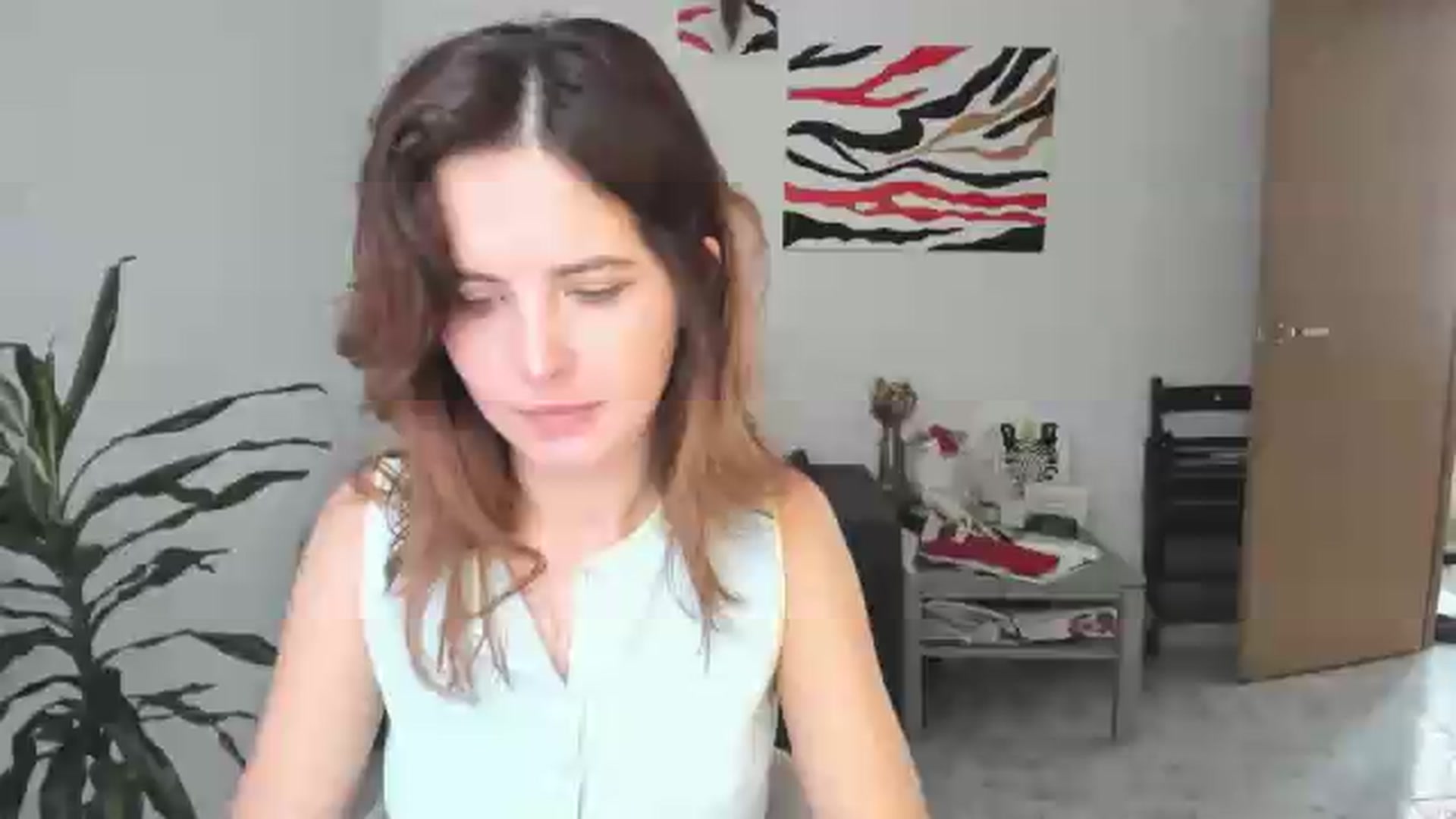 Gallery image thumbnail from AhahaGirl's myfreecams stream on, 05/21/2026, 17:08 image 15 of 20