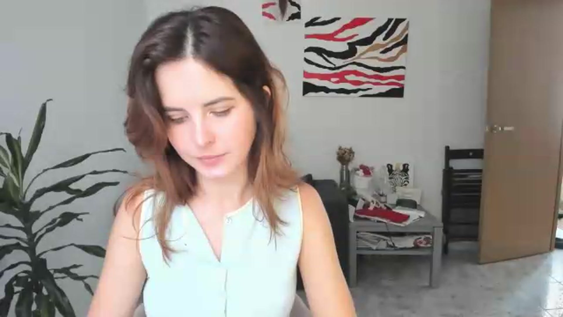 Gallery image thumbnail from AhahaGirl's myfreecams stream on, 05/21/2026, 17:08 image 13 of 20