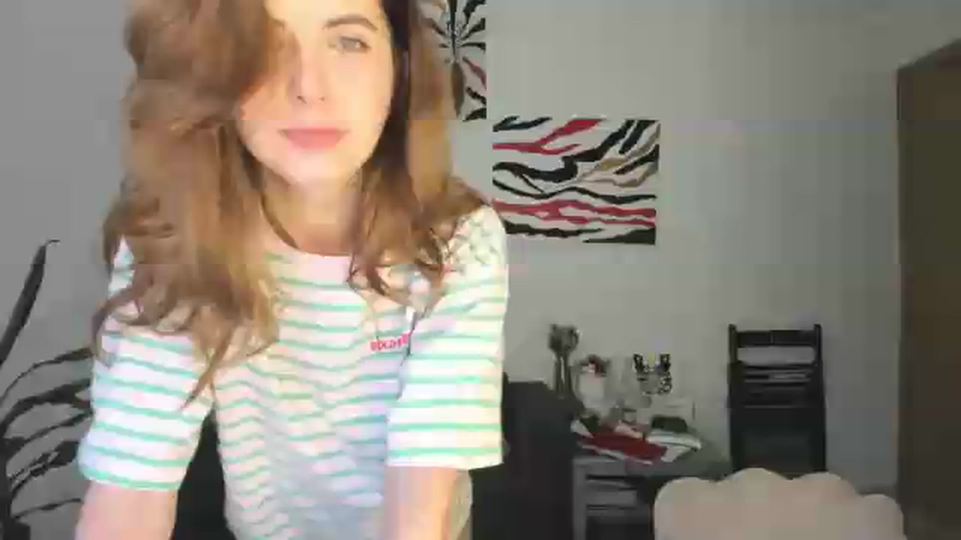 Gallery image thumbnail from AhahaGirl's myfreecams stream on, 05/22/2026, 17:22 image 6 of 20