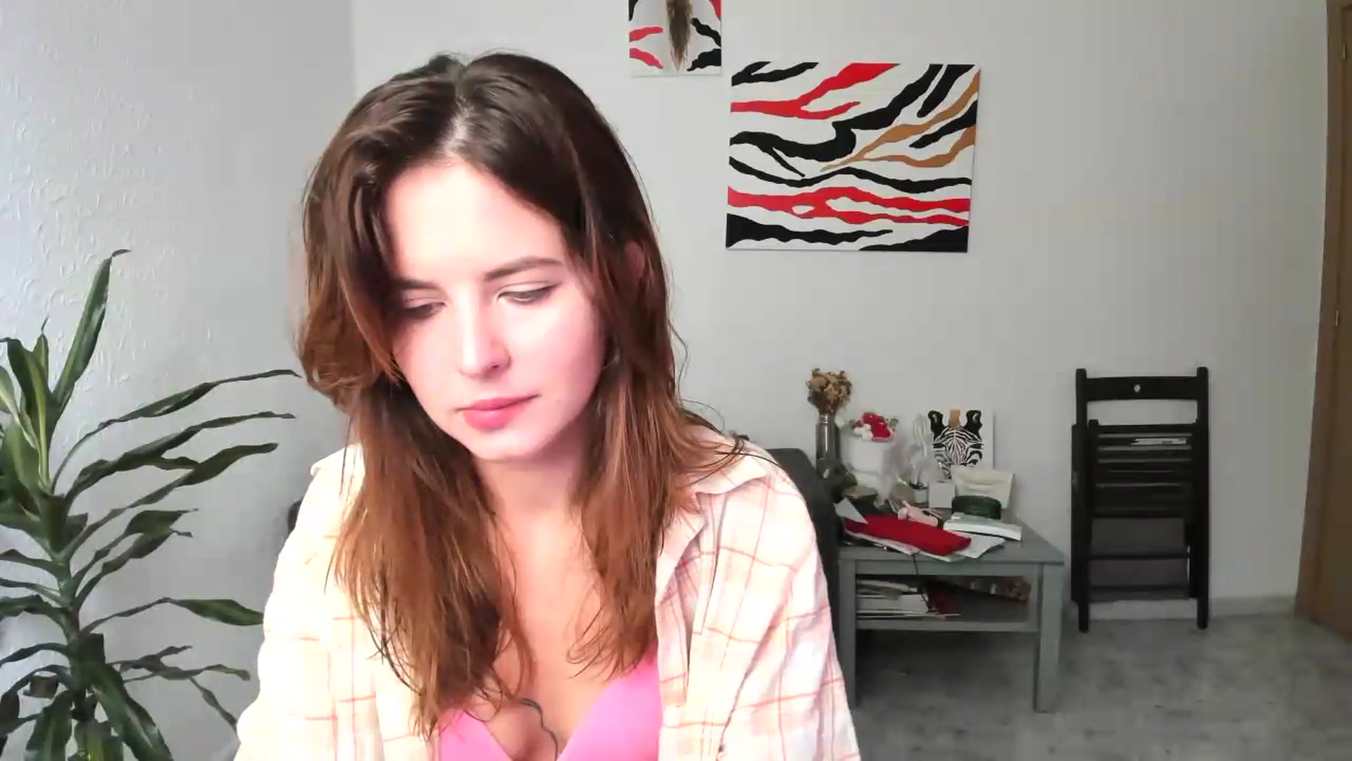 Gallery image thumbnail from AhahaGirl's myfreecams stream on, 05/23/2026, 10:22 image 9 of 20