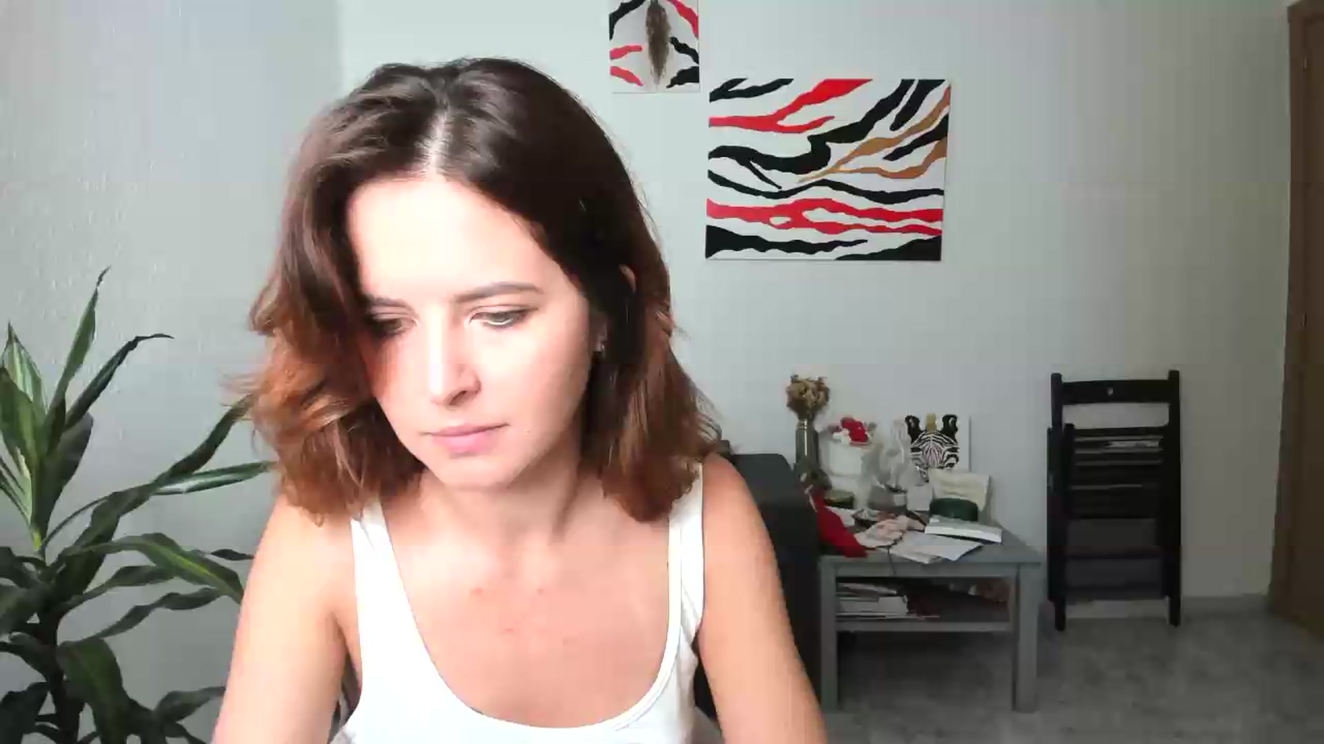 Gallery image thumbnail from AhahaGirl's myfreecams stream on, 05/25/2026, 13:10 image 2 of 20