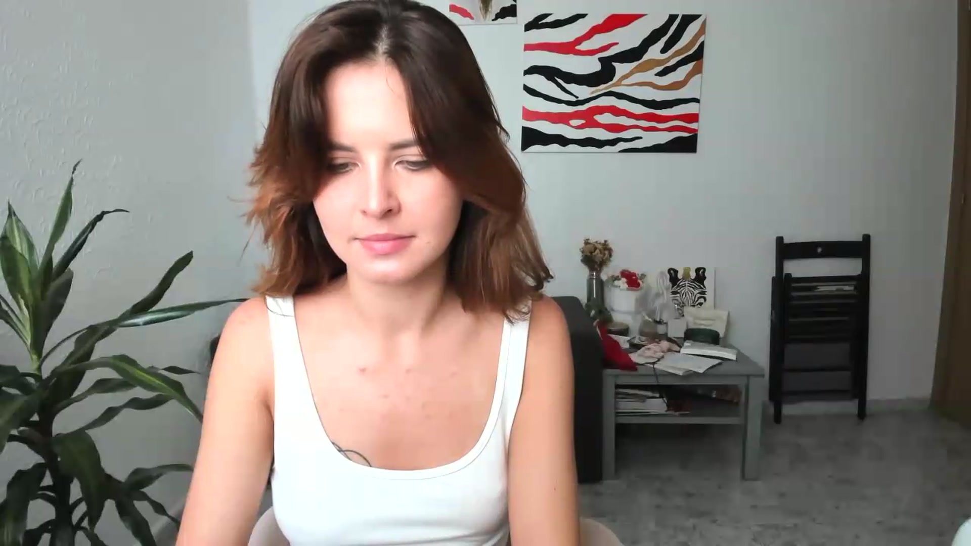 Gallery image thumbnail from AhahaGirl's myfreecams stream on, 05/25/2026, 13:10 image 20 of 20