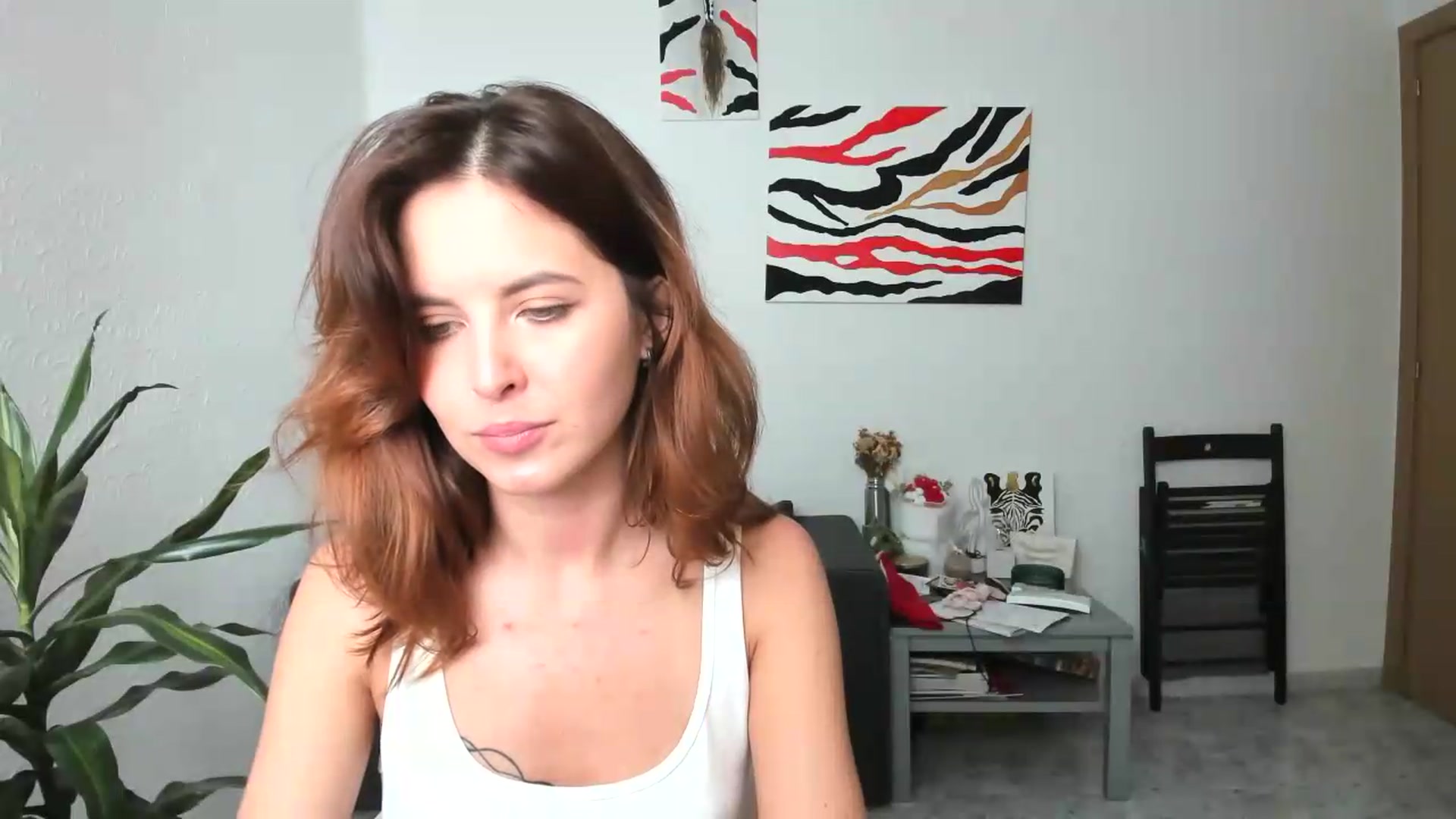 Gallery image thumbnail from AhahaGirl's myfreecams stream on, 05/25/2026, 13:10 image 12 of 20