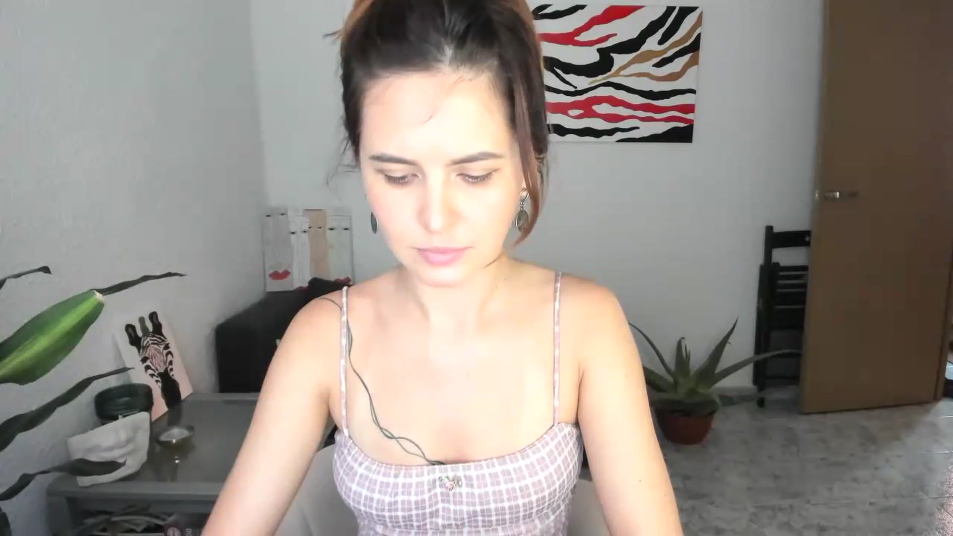 Gallery image thumbnail from AhahaGirl's myfreecams stream on, 06/02/2026, 18:53 image 16 of 20