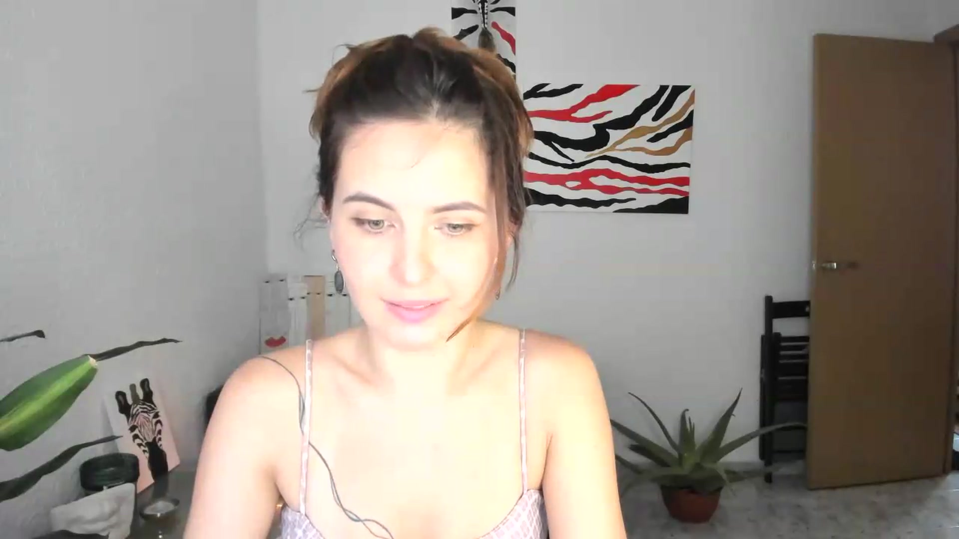 Gallery image thumbnail from AhahaGirl's myfreecams stream on, 06/02/2026, 18:53 image 19 of 20
